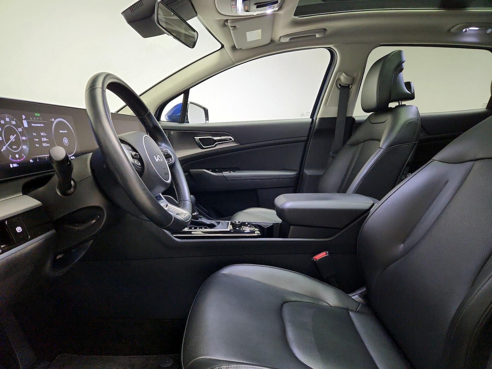 2025 Kia Sportage SX - Photo 12