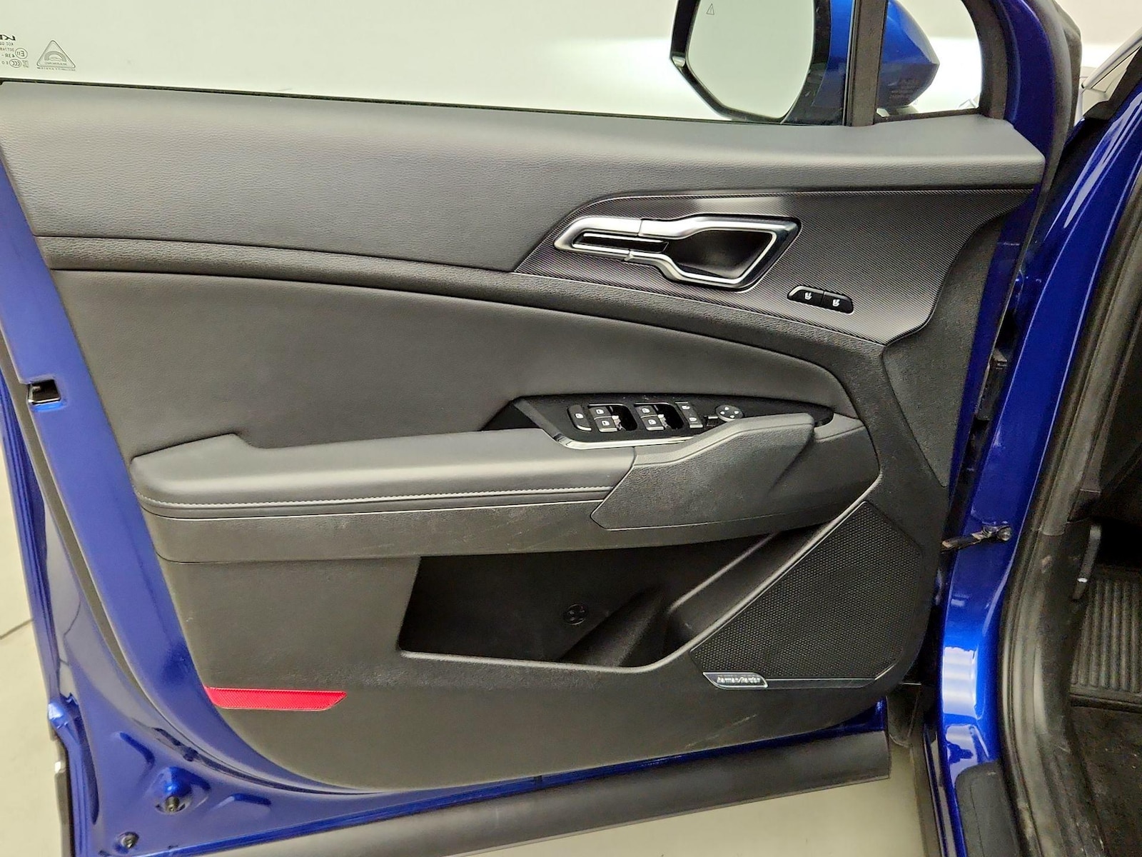 2025 Kia Sportage SX - Photo 13