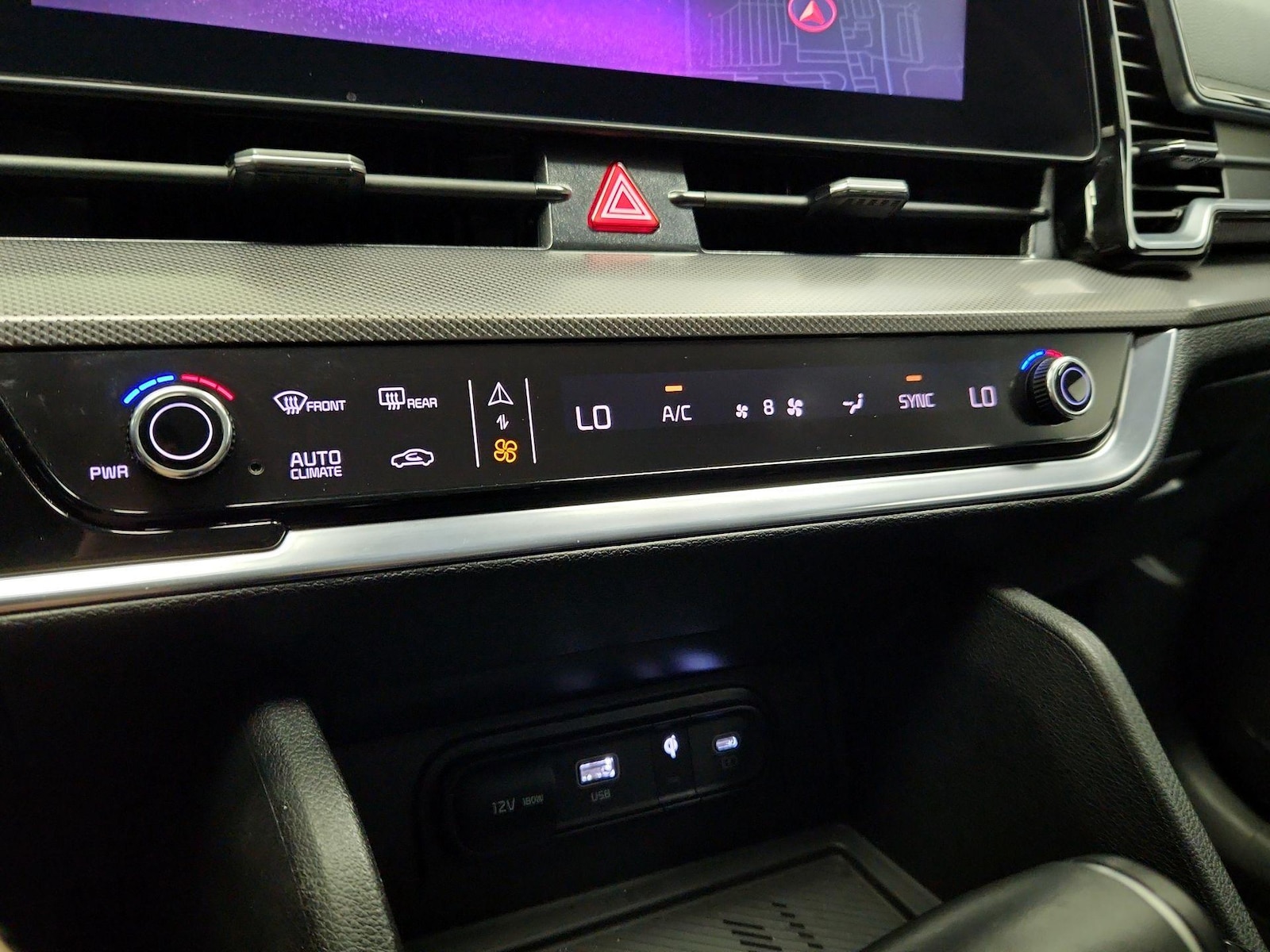 2025 Kia Sportage SX - Photo 18
