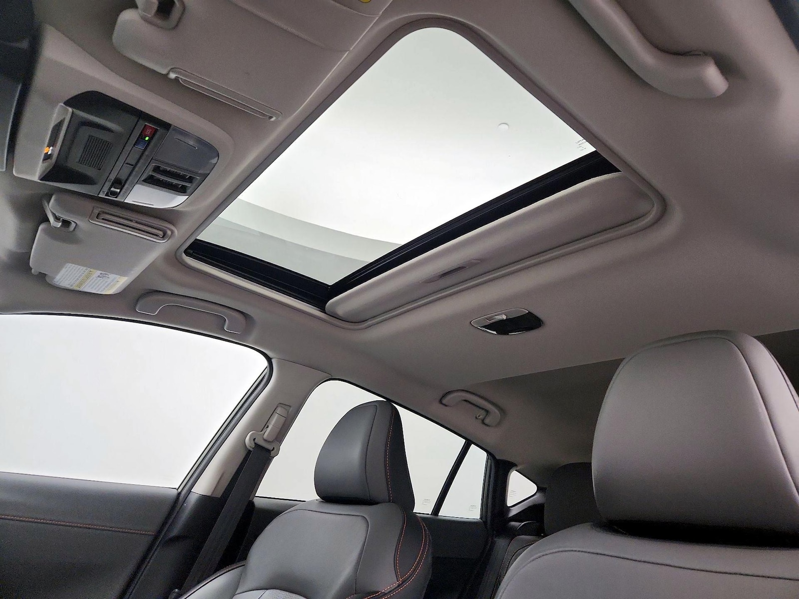Sunroof(s) & Overhead Airbags