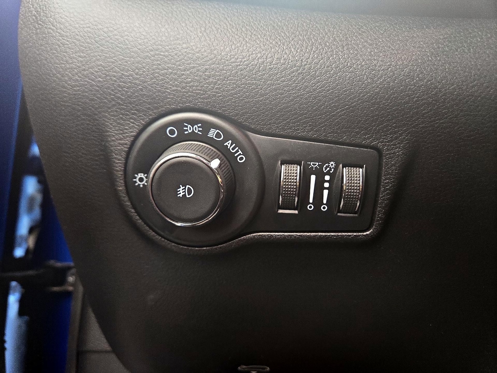 2022 Jeep Compass Latitude Lux - Photo 14