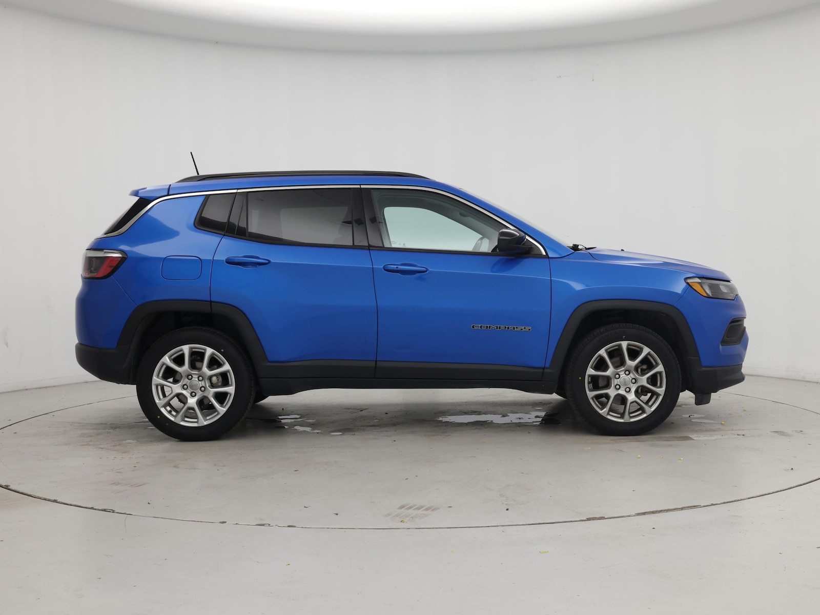 2022 Jeep Compass Latitude Lux - Photo 8