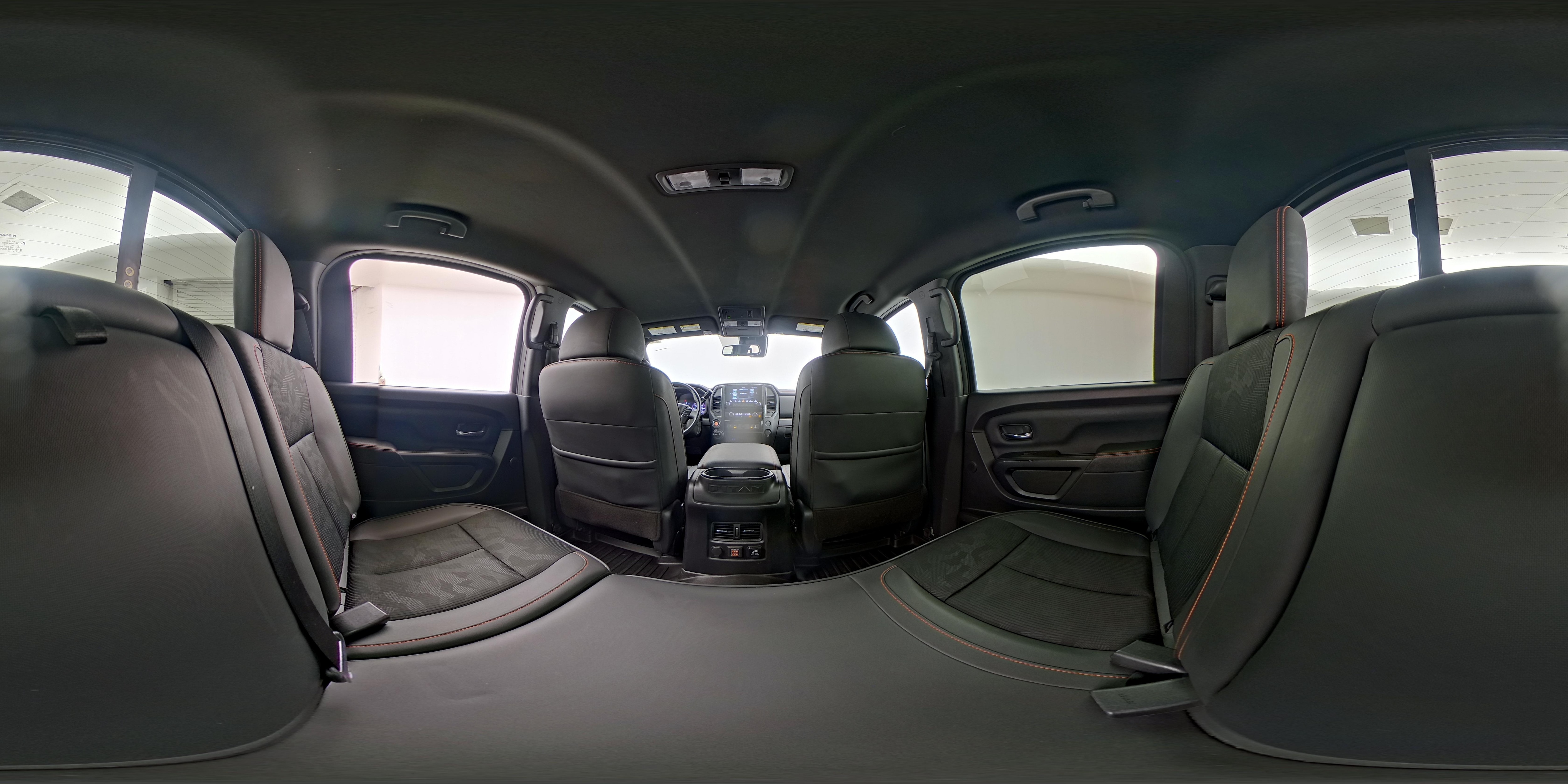 2021 Nissan Titan PRO-4X - Photo 27