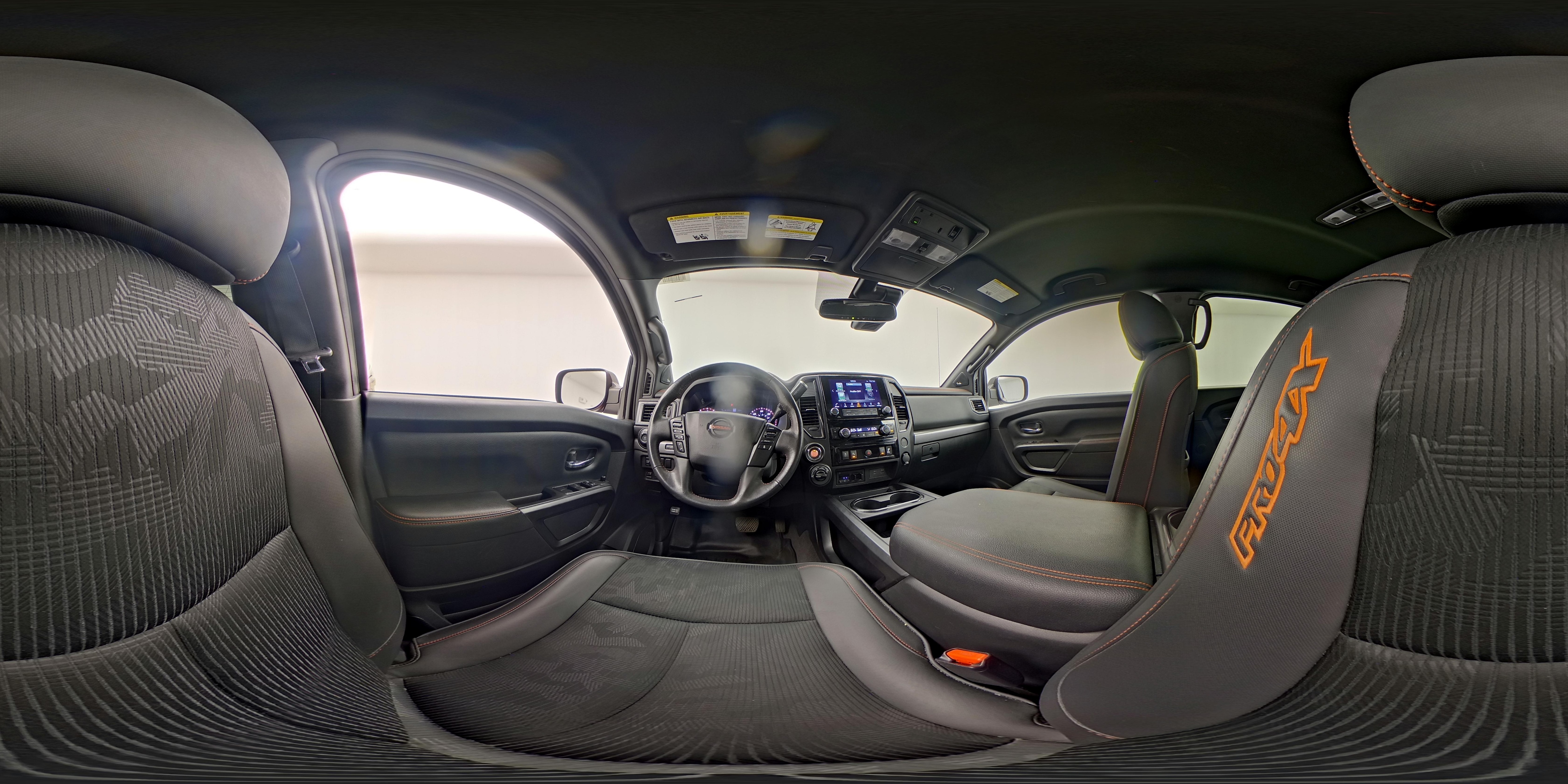 2021 Nissan Titan PRO-4X - Photo 28