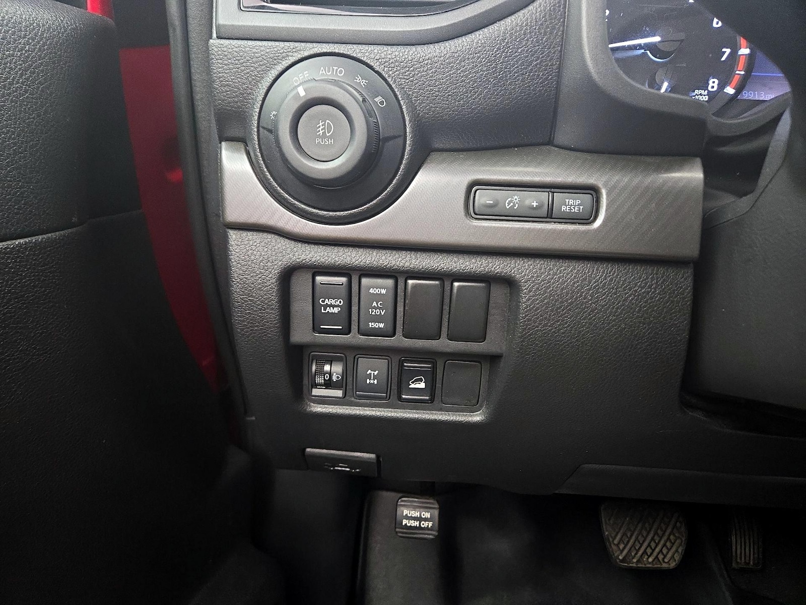 2021 Nissan Titan PRO-4X - Photo 14