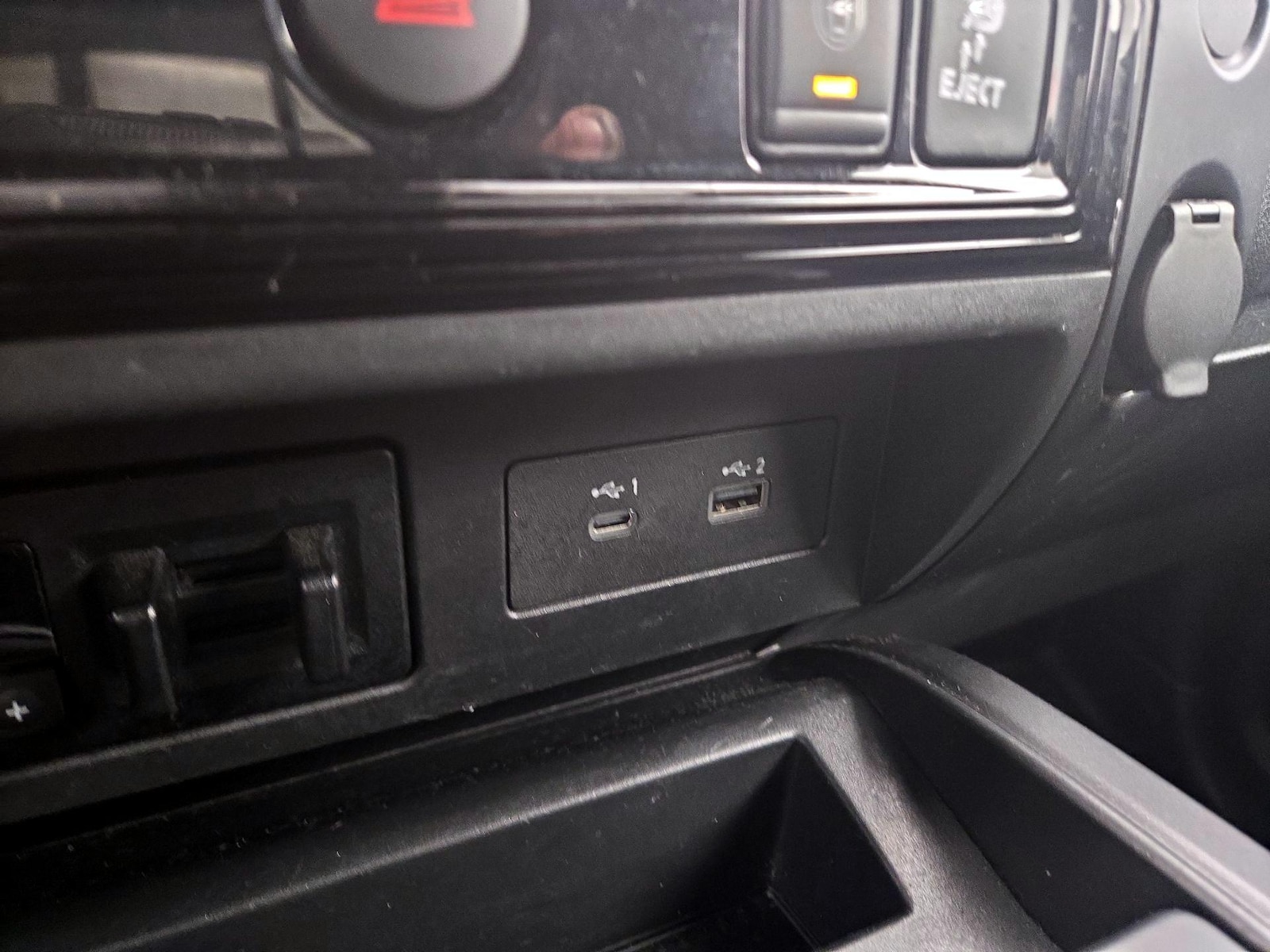 2021 Nissan Titan PRO-4X - Photo 20