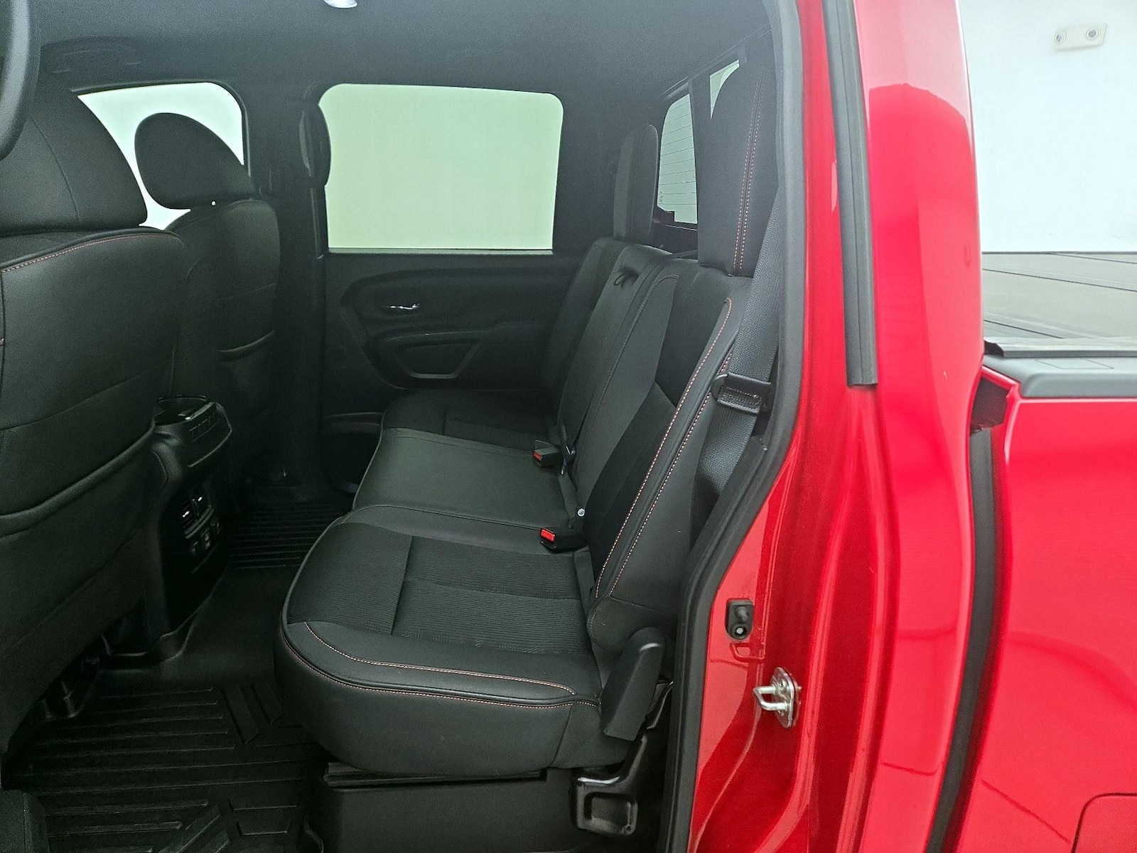 2021 Nissan Titan PRO-4X - Photo 21