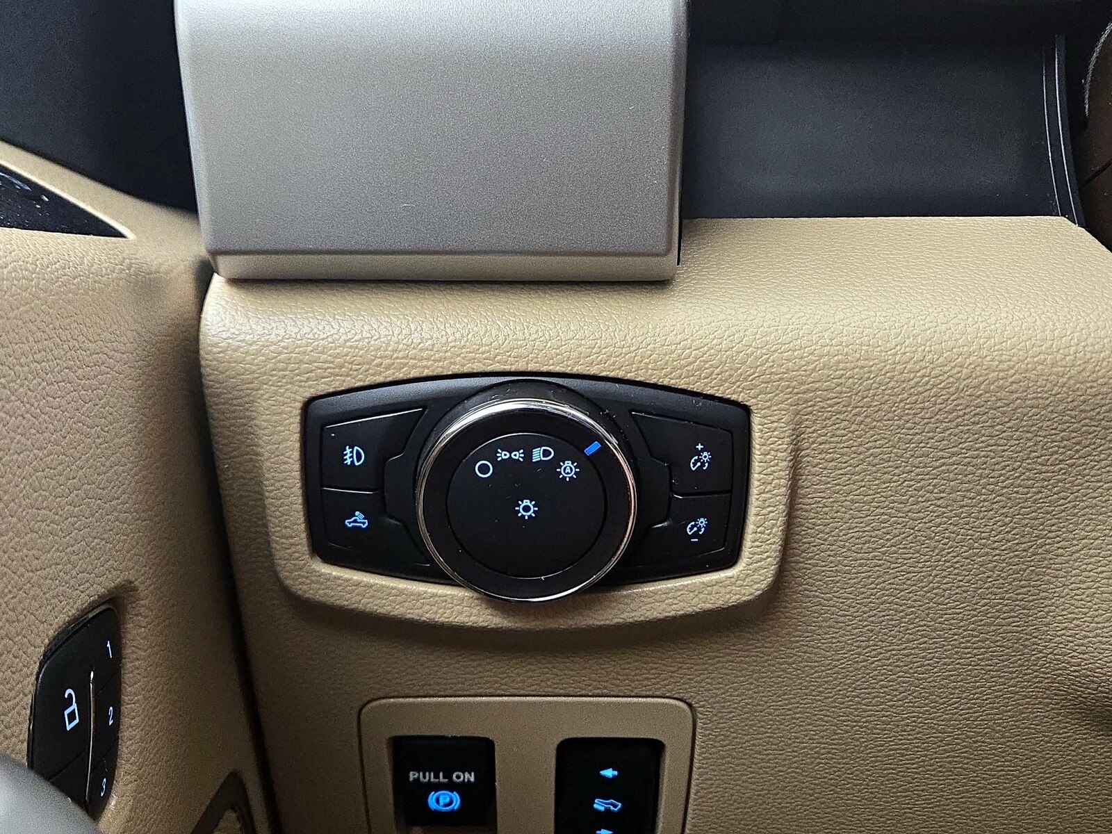 2019 Ford F150 Lariat, photo 14