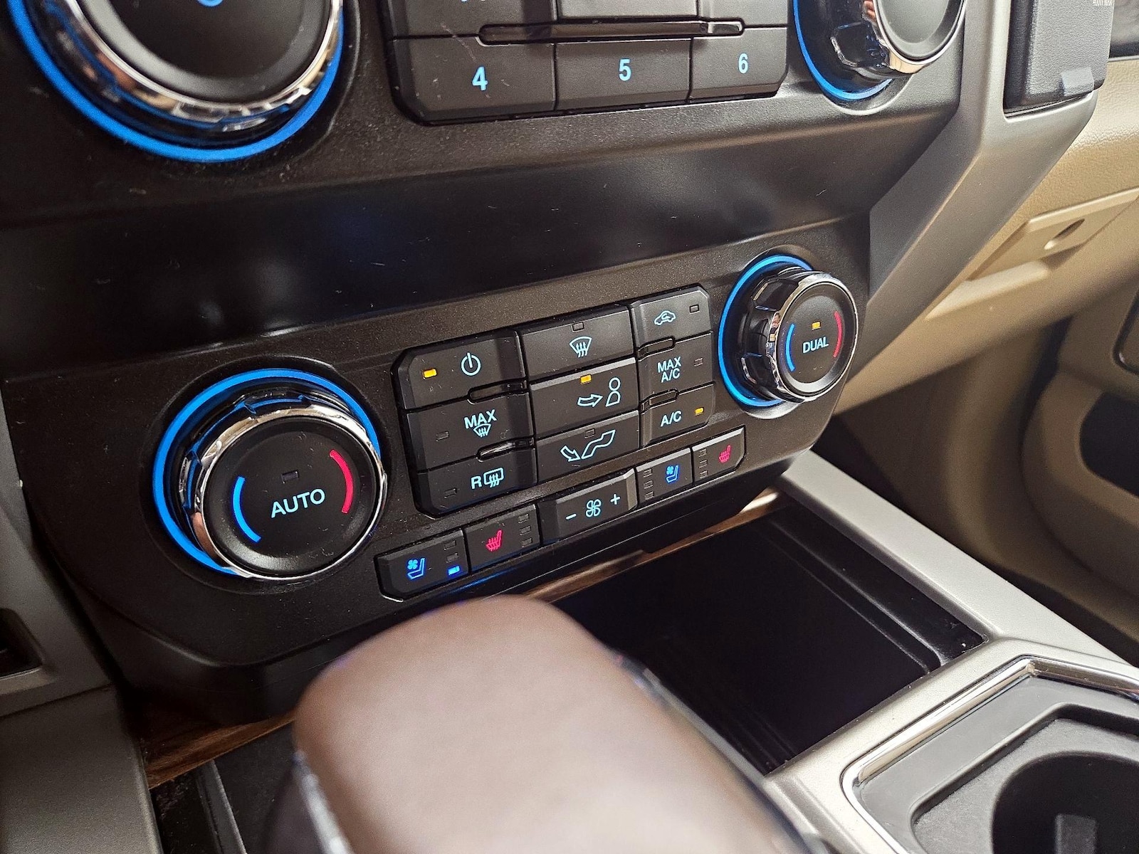 2019 Ford F150 Lariat, photo 17