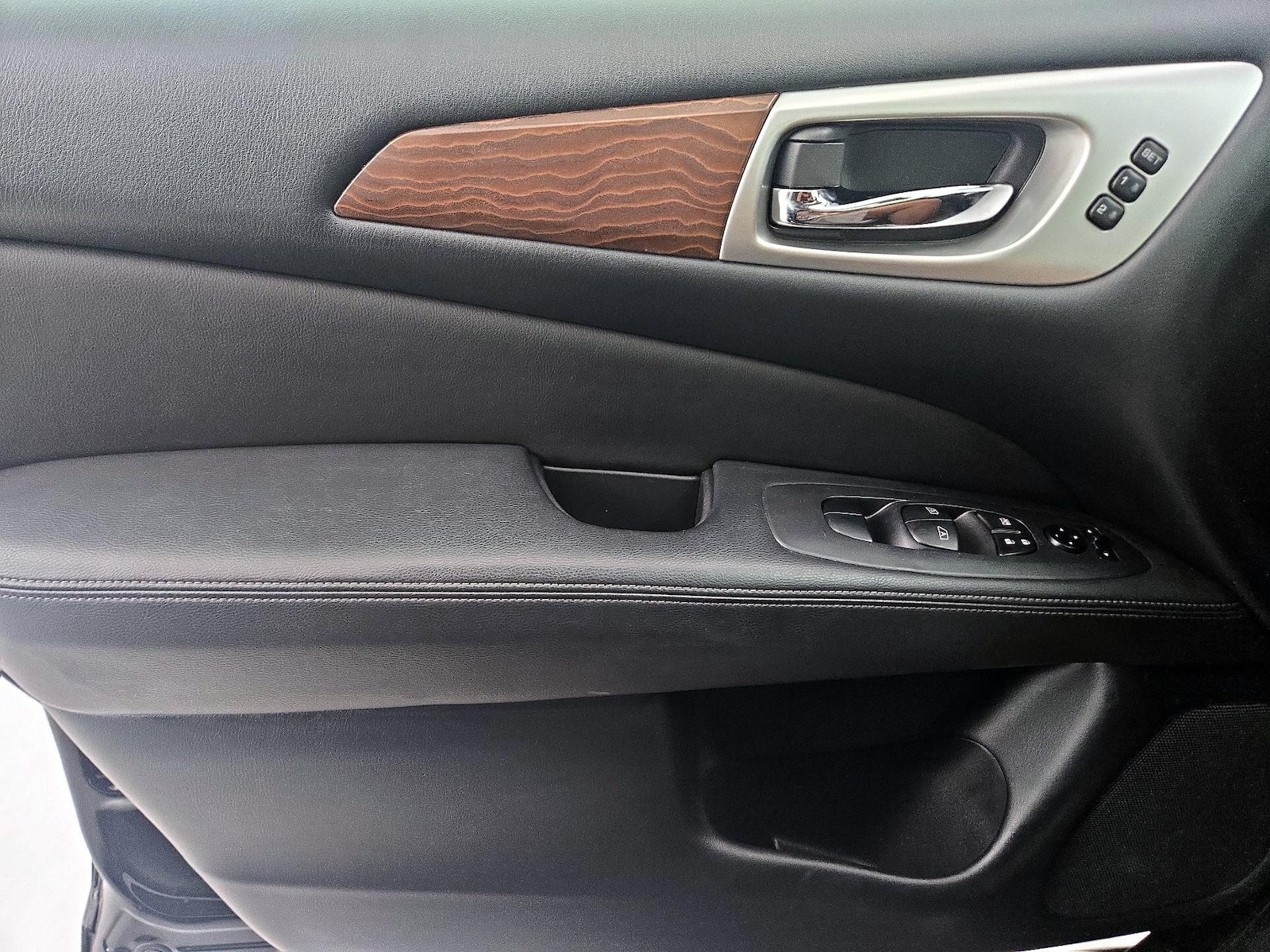 2019 Nissan Pathfinder Platinum - Photo 13