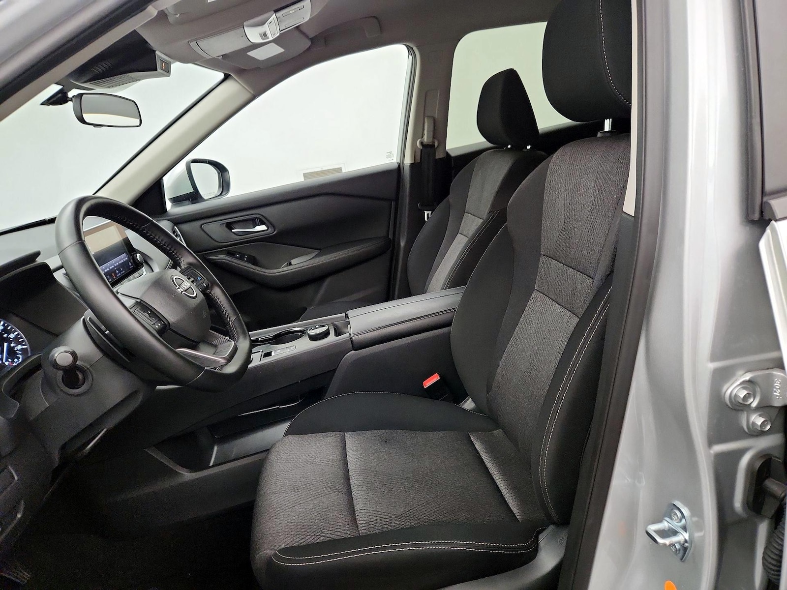 Power Seat(s) & Side Airbags