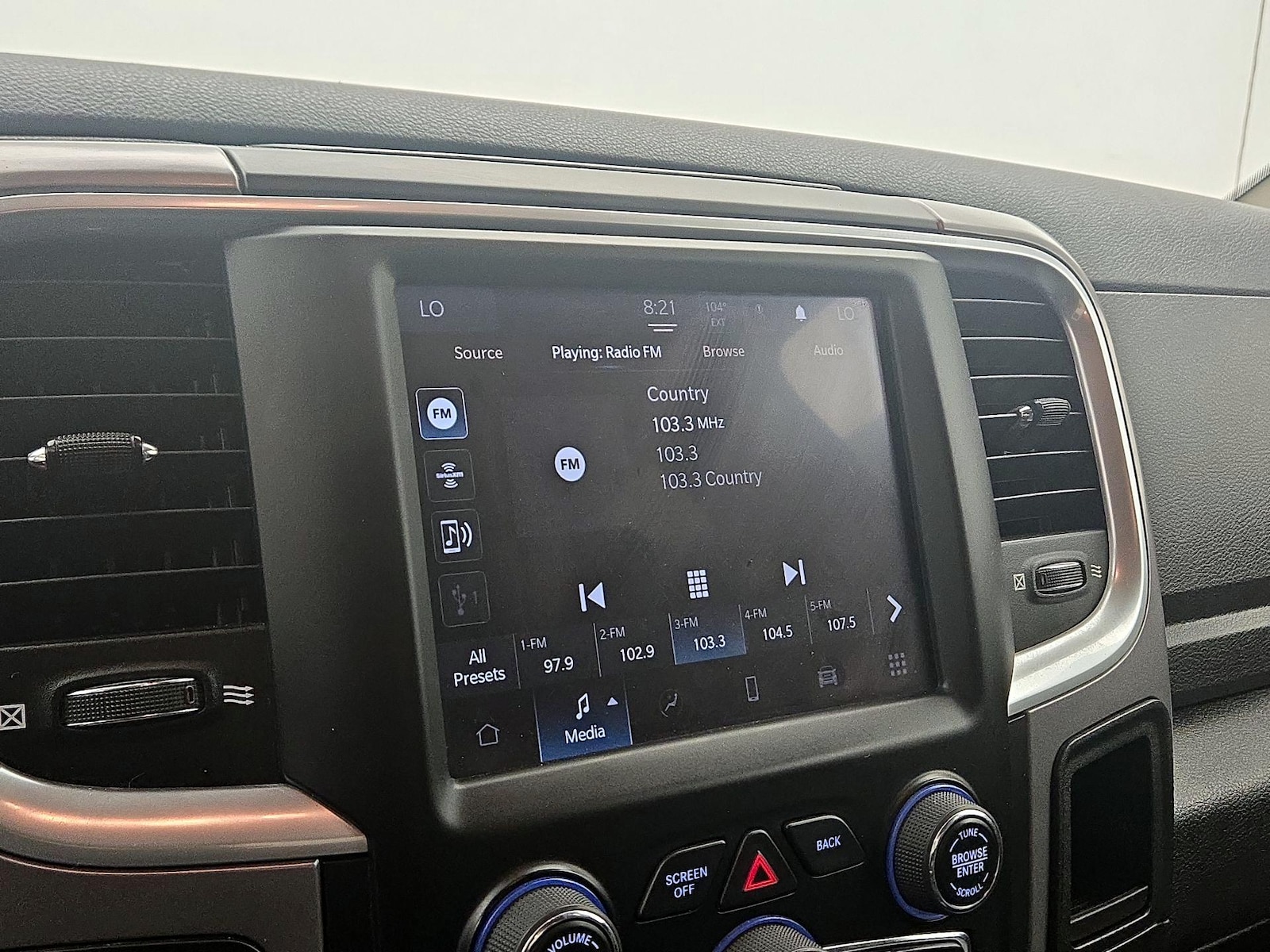 2023 RAM Ram 1500 Classic SLT - Photo 16