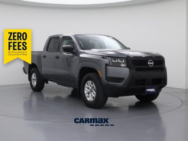 Gray 2026 Nissan Frontier Pickup Truck Four-Wheel Drive Automatic