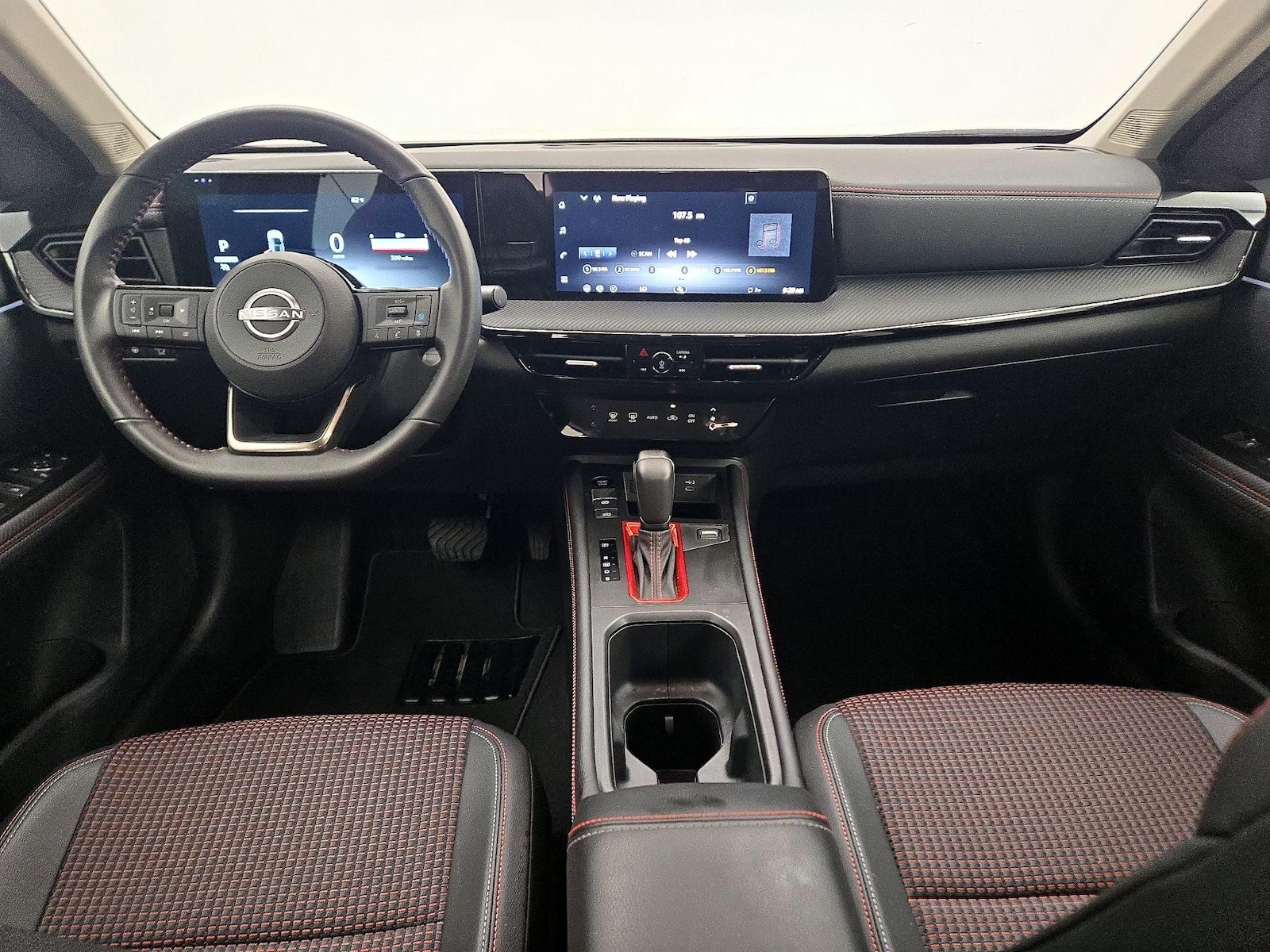 2026 Nissan KICKS SR - Photo 10
