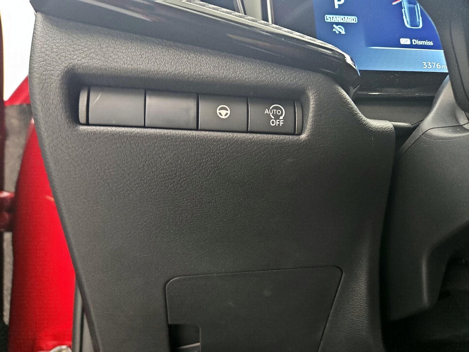 2026 Nissan KICKS SR - Photo 14