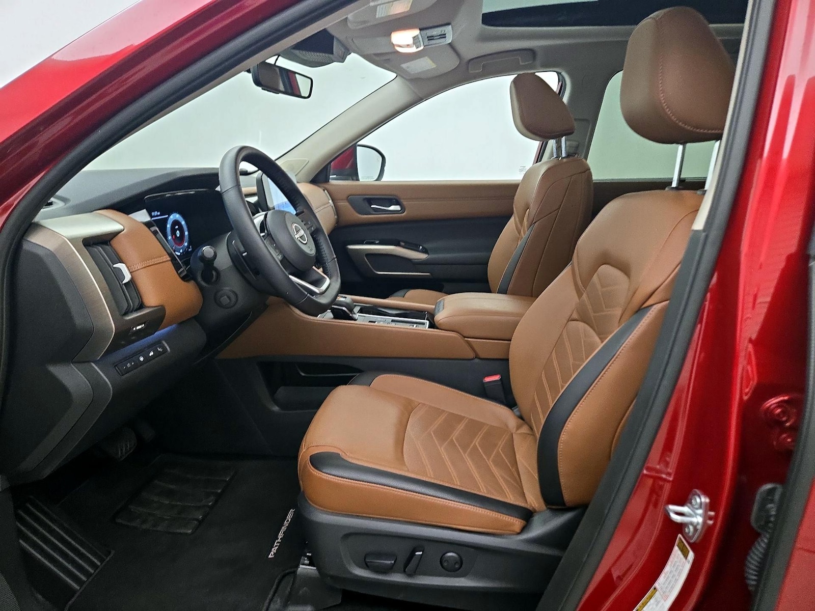 2025 Nissan Pathfinder Platinum - Photo 12