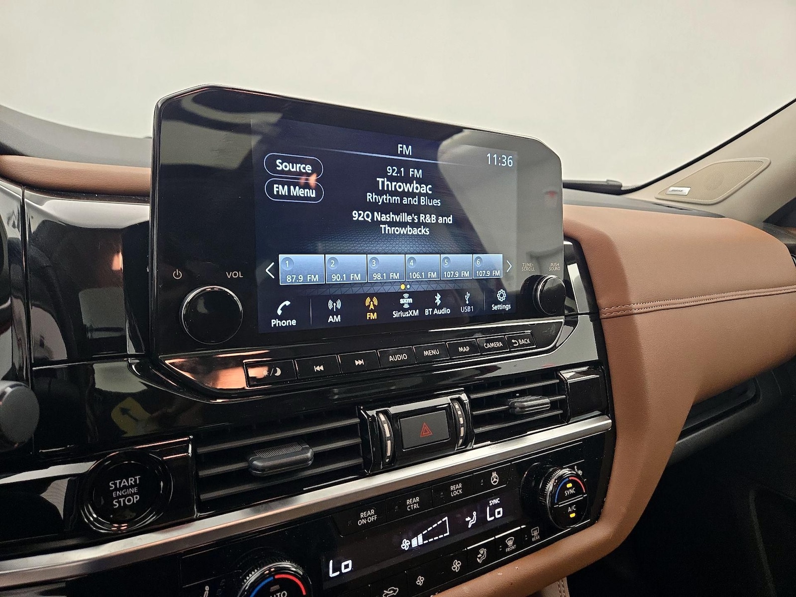 2025 Nissan Pathfinder Platinum - Photo 17