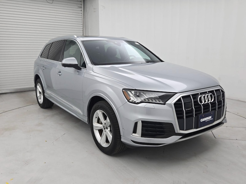 2023 Audi Q7 Premium Plus