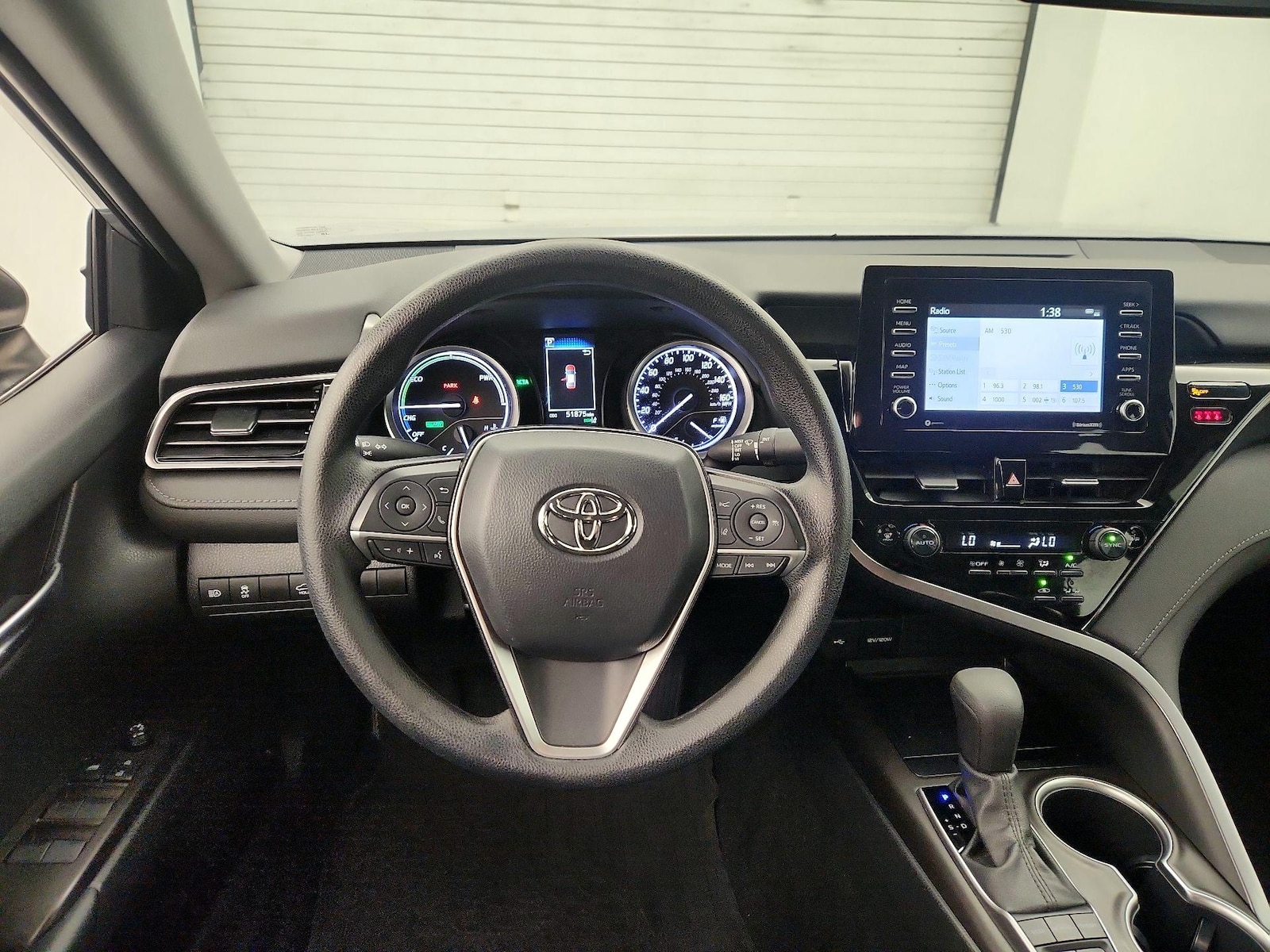 2022 Toyota Camry LE - Photo 11