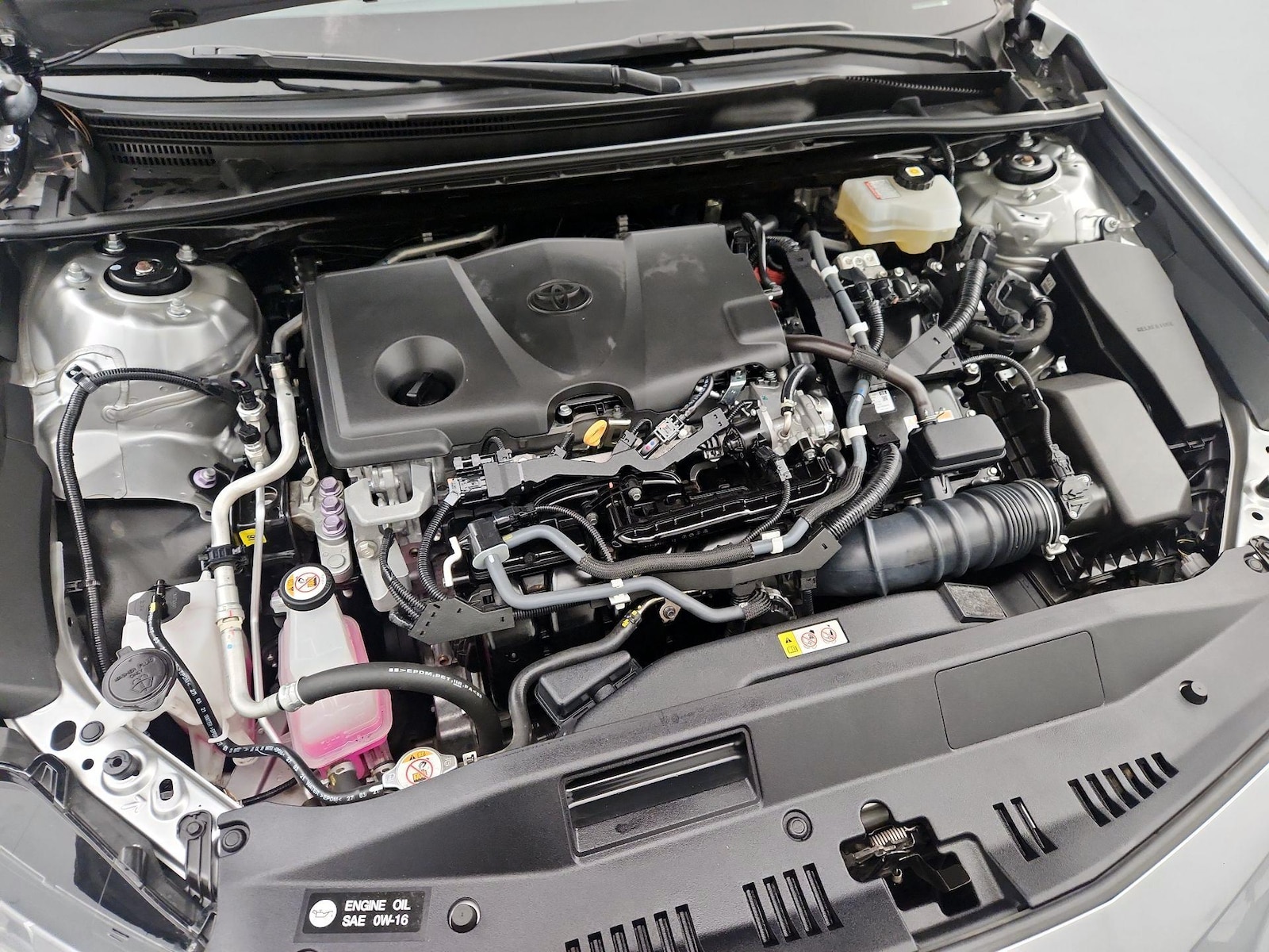 2022 Toyota Camry LE - Photo 21