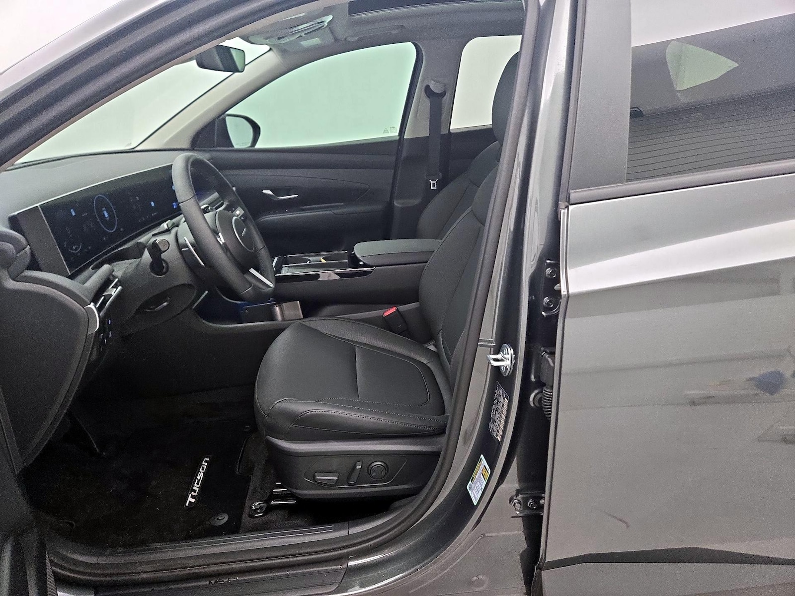 2025 Hyundai Tucson SEL Convenience - Photo 12