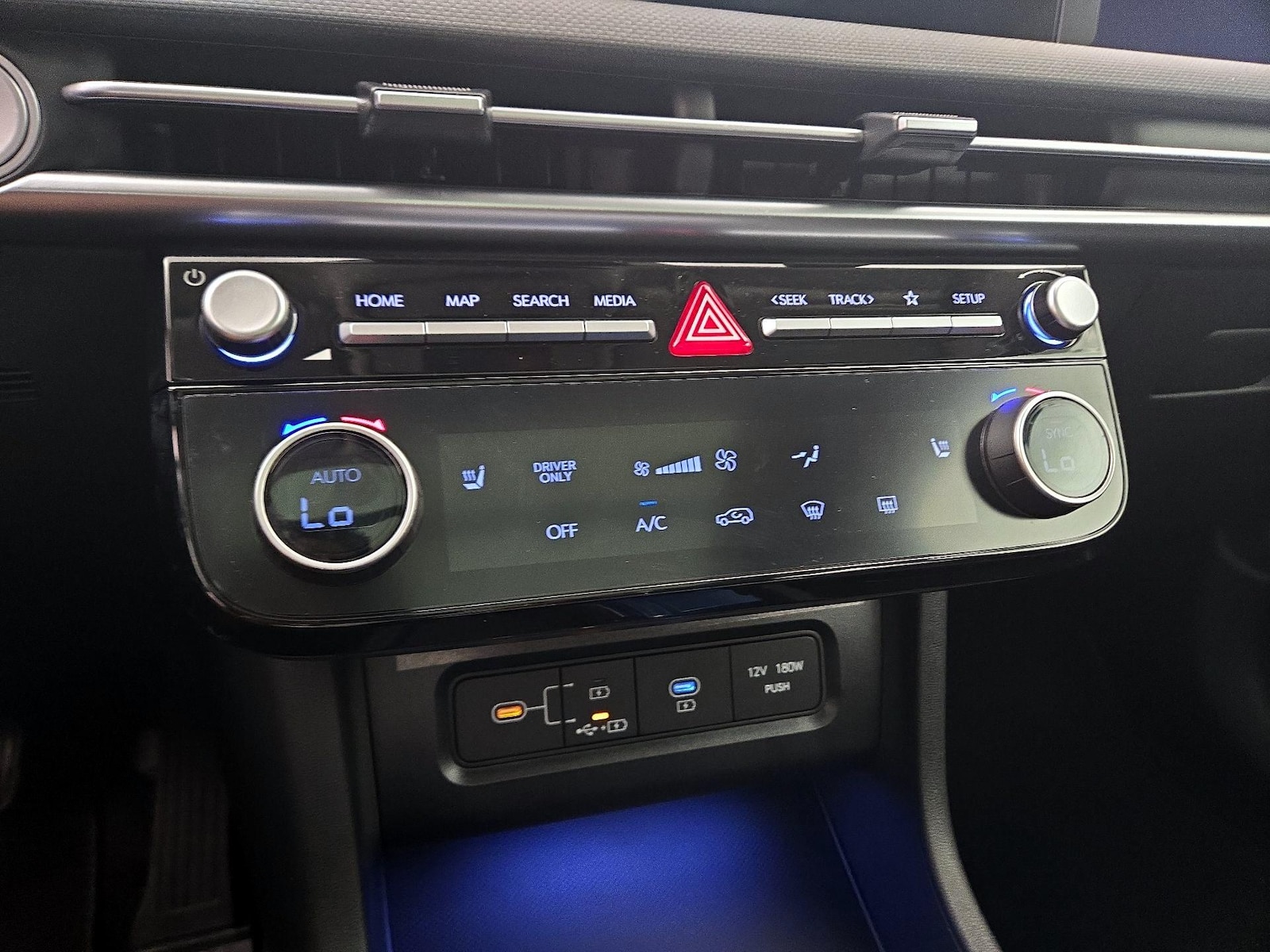 2025 Hyundai Tucson SEL Convenience - Photo 18