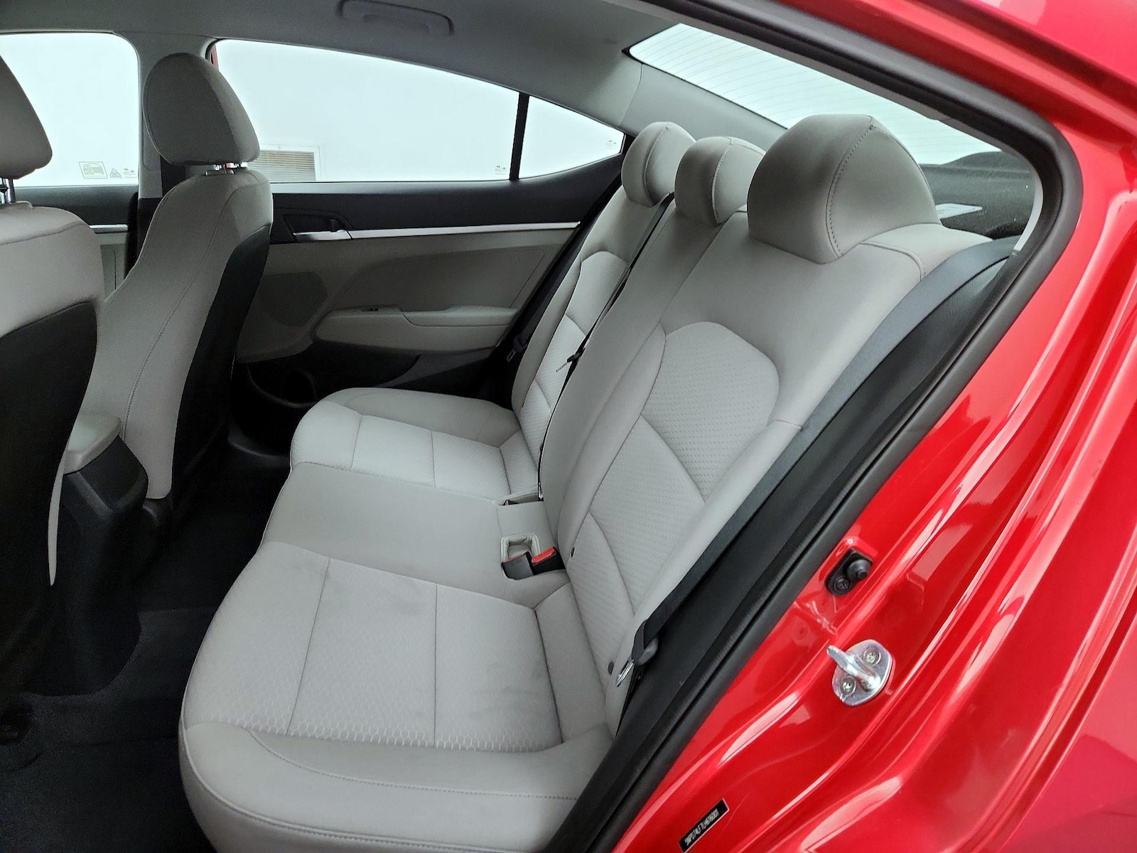 2020 Hyundai Elantra SE - Photo 20
