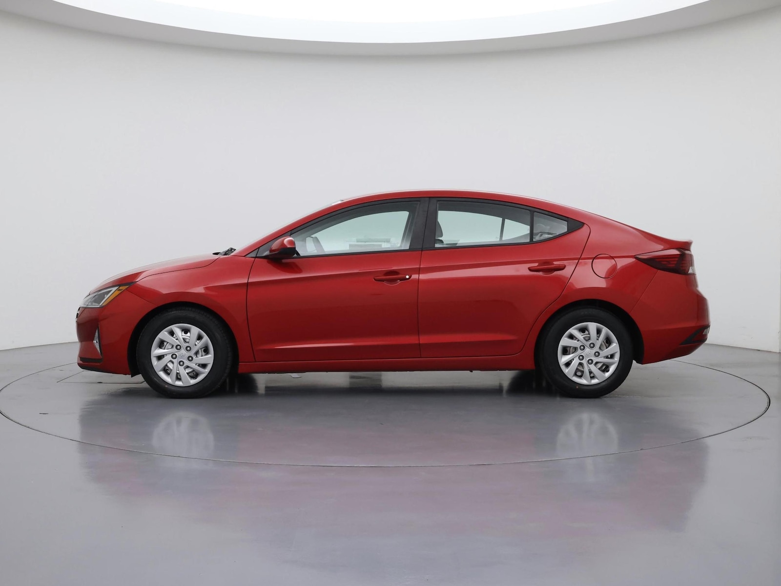 2020 Hyundai Elantra SE - Photo 4