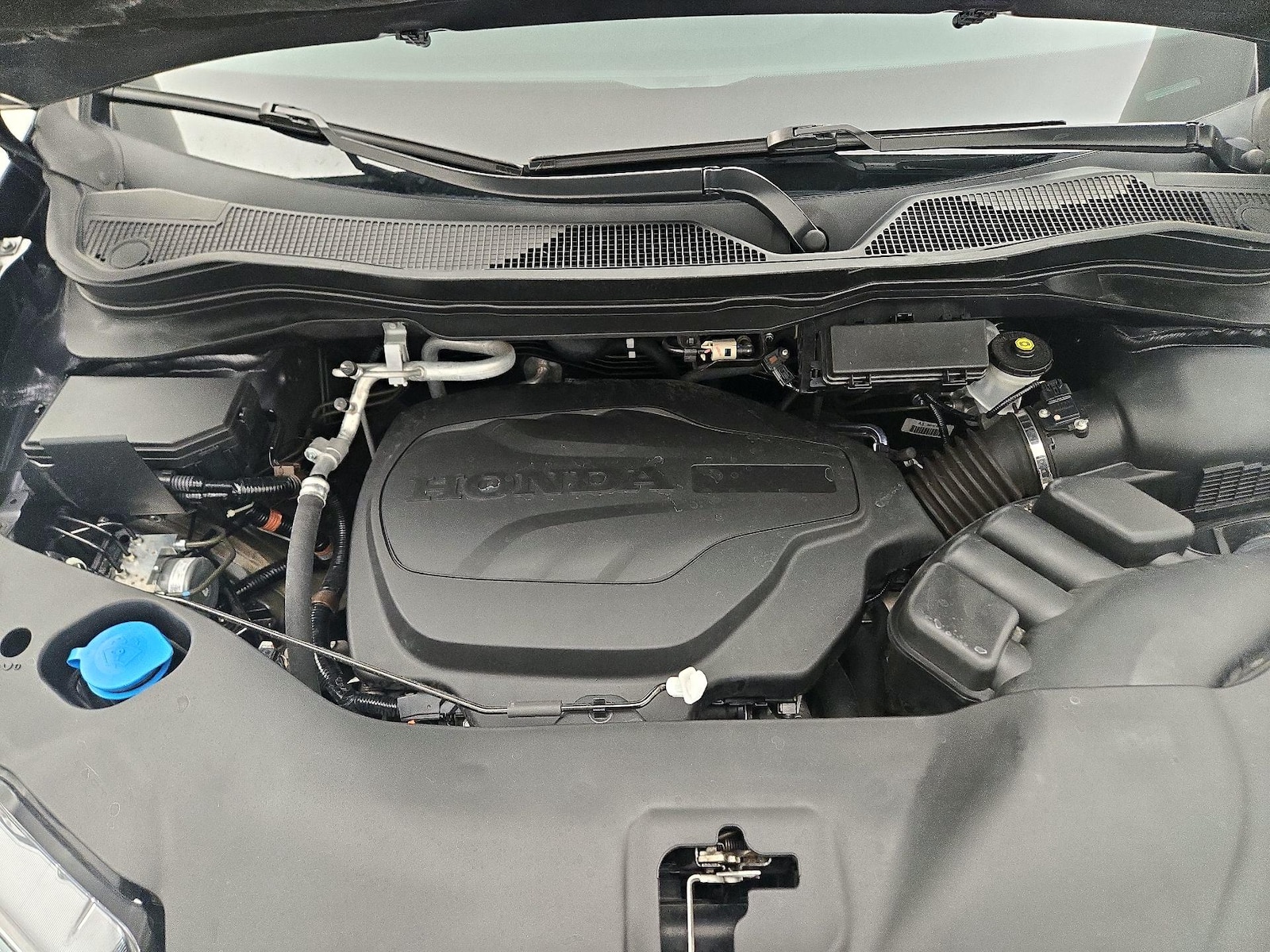 2022 Honda Pilot SE - Photo 25