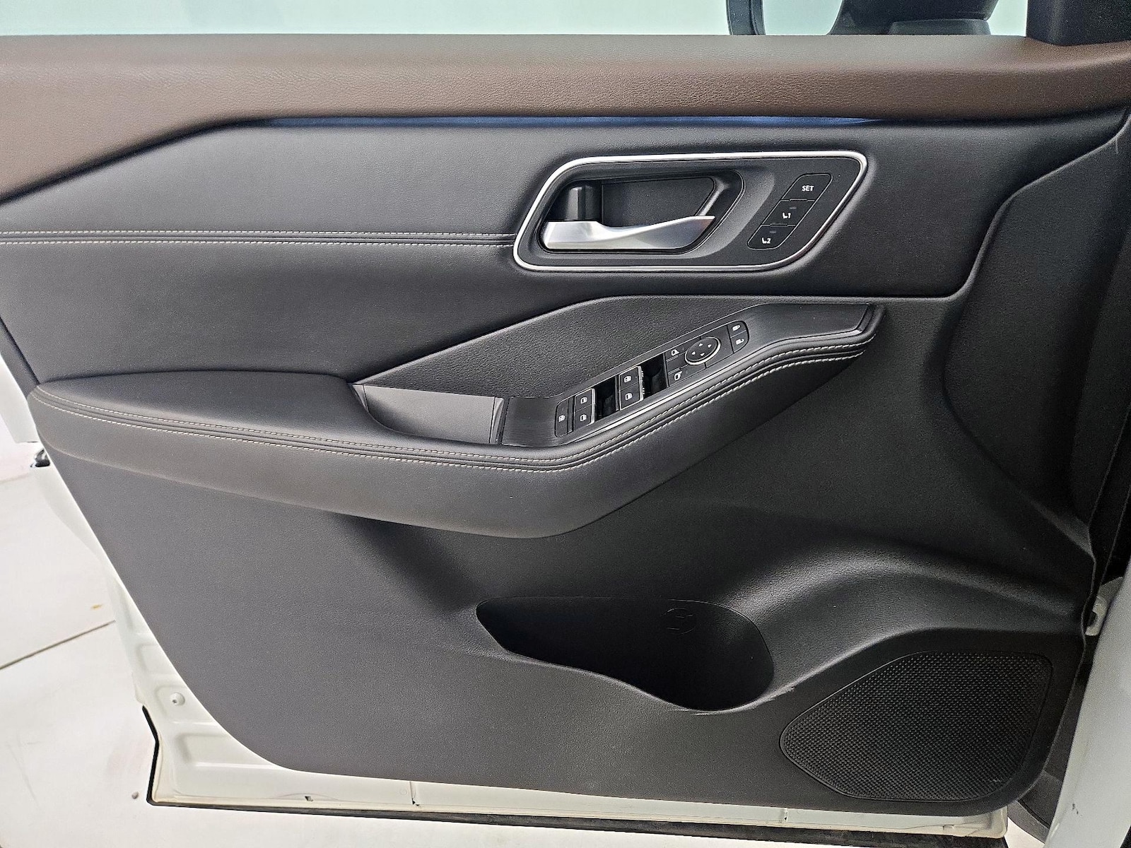 2021 Nissan Rogue Platinum - Photo 13