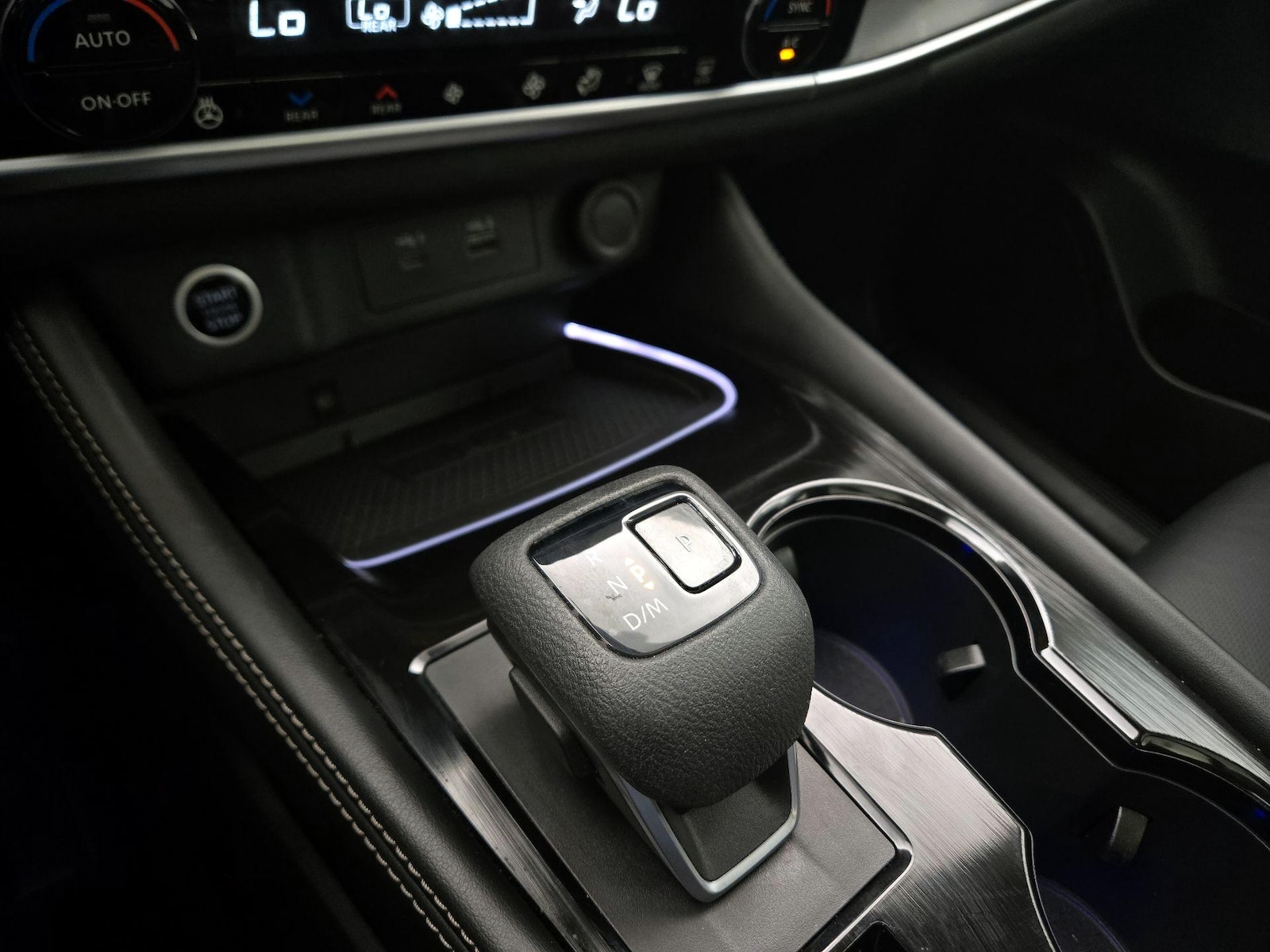 2021 Nissan Rogue Platinum - Photo 18