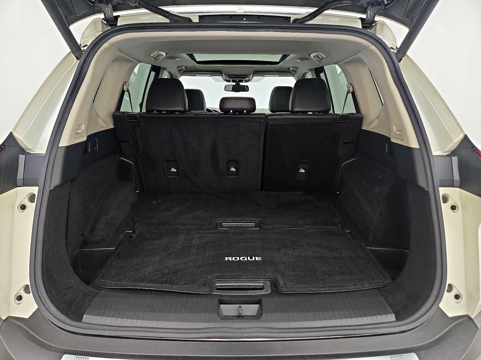 2021 Nissan Rogue Platinum - Photo 22