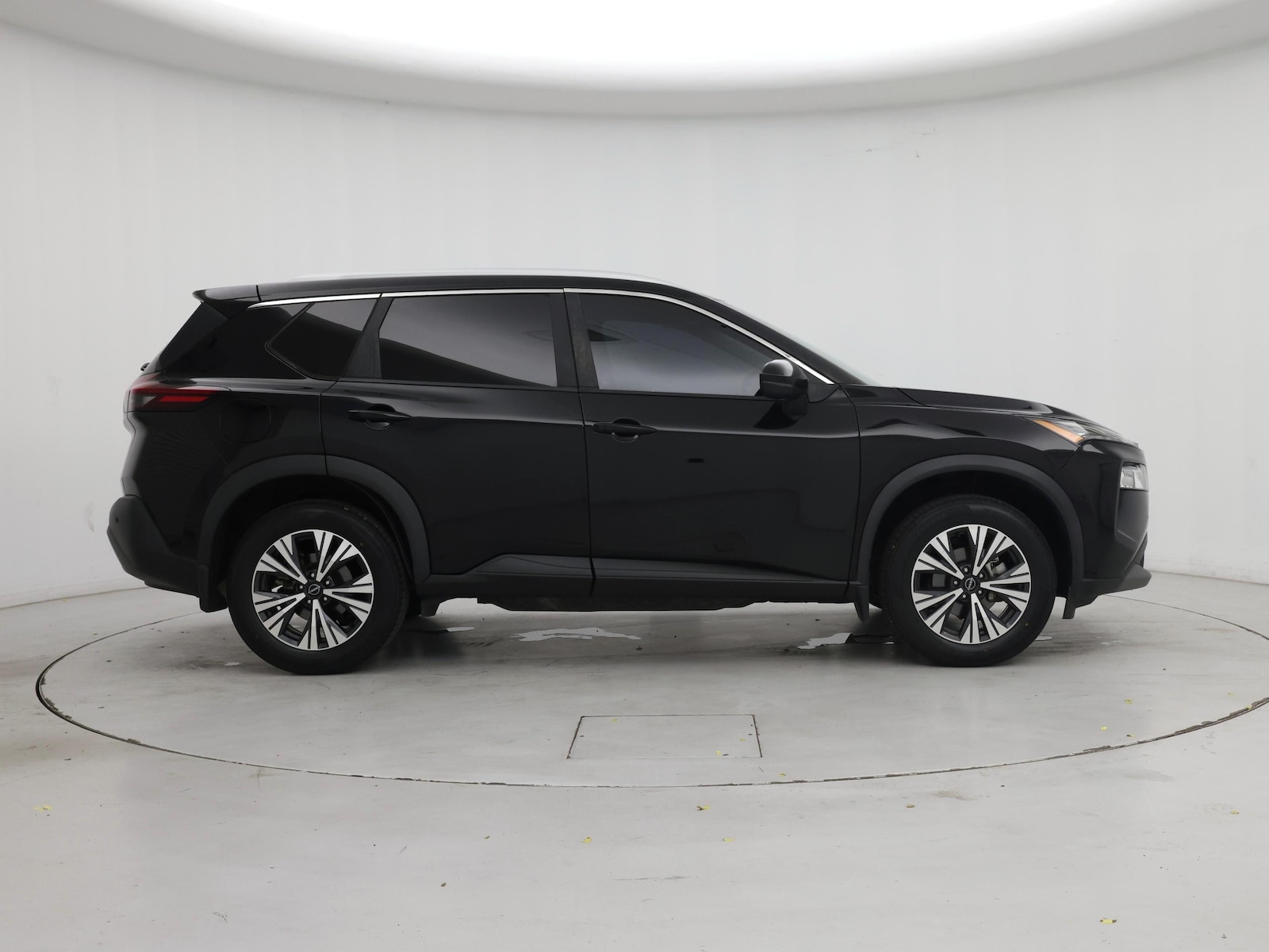 2022 Nissan Rogue SV - Photo 8