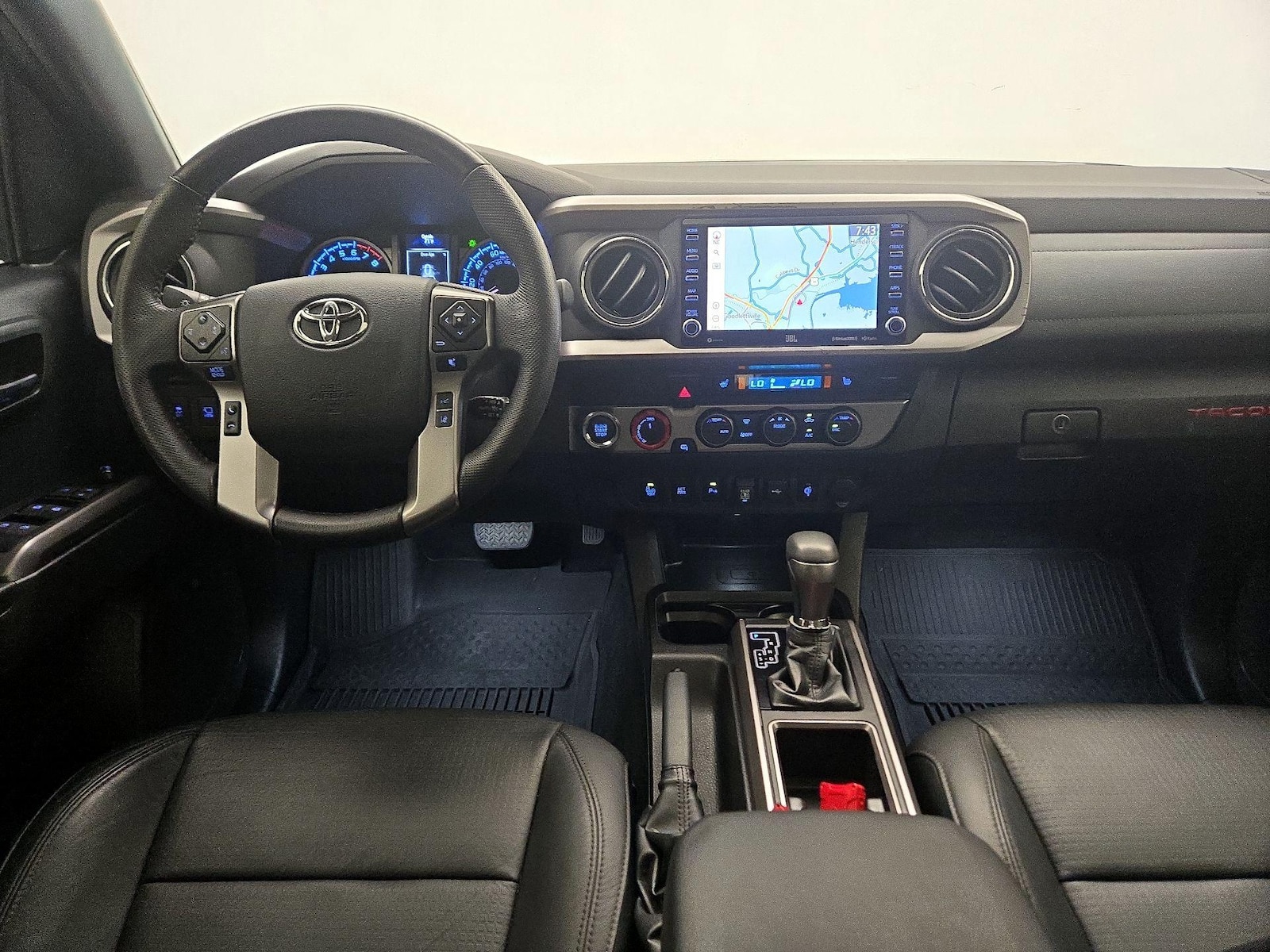 2023 Toyota Tacoma Limited - Photo 10