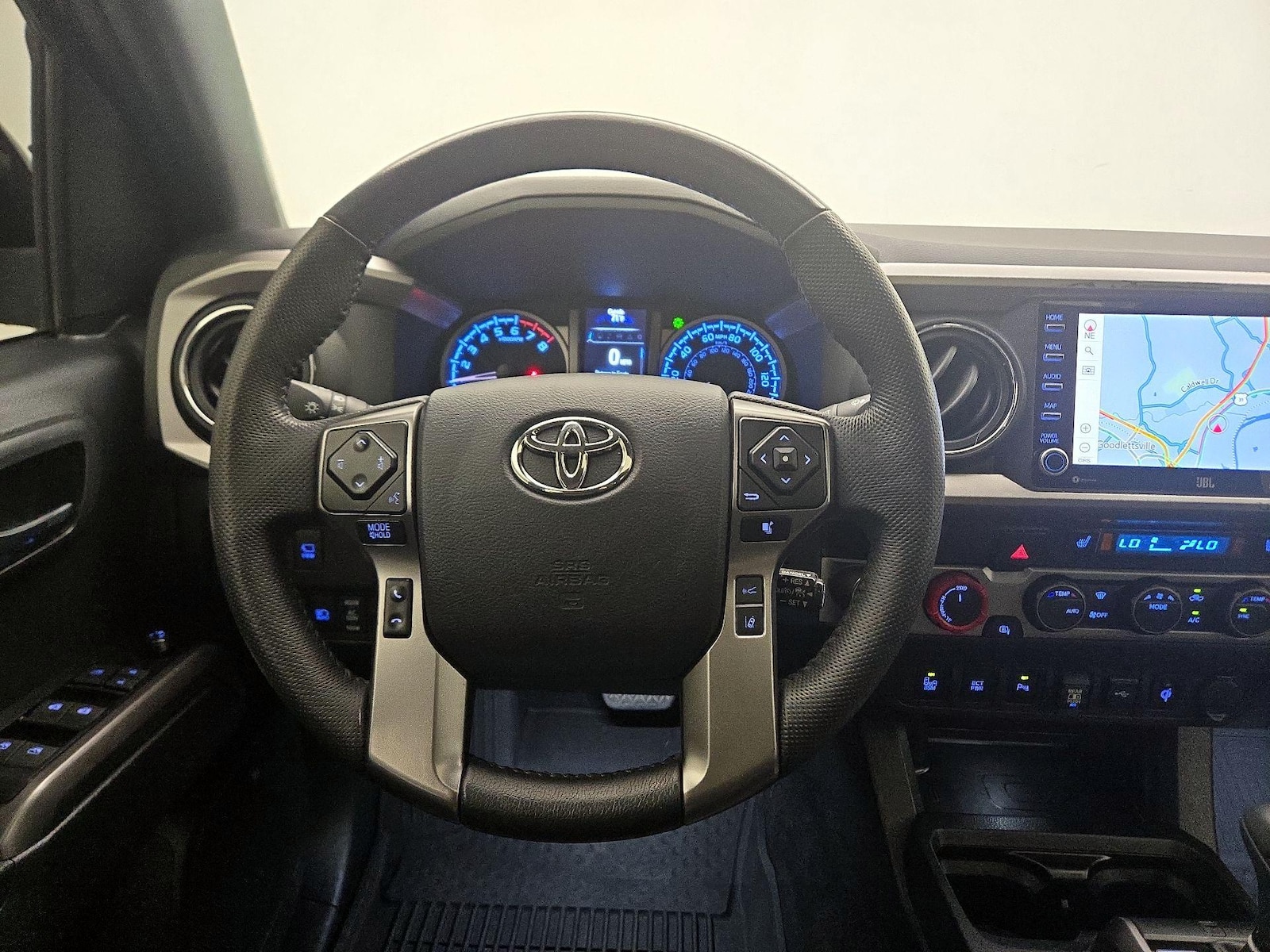 2023 Toyota Tacoma Limited - Photo 11