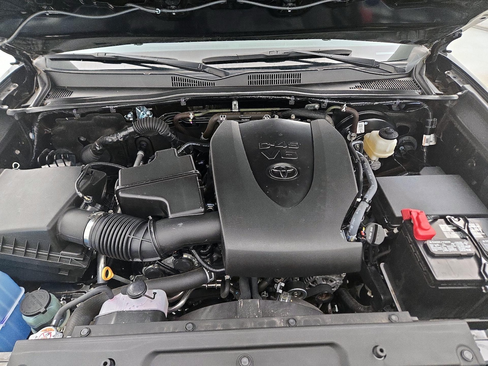 2023 Toyota Tacoma Limited - Photo 24