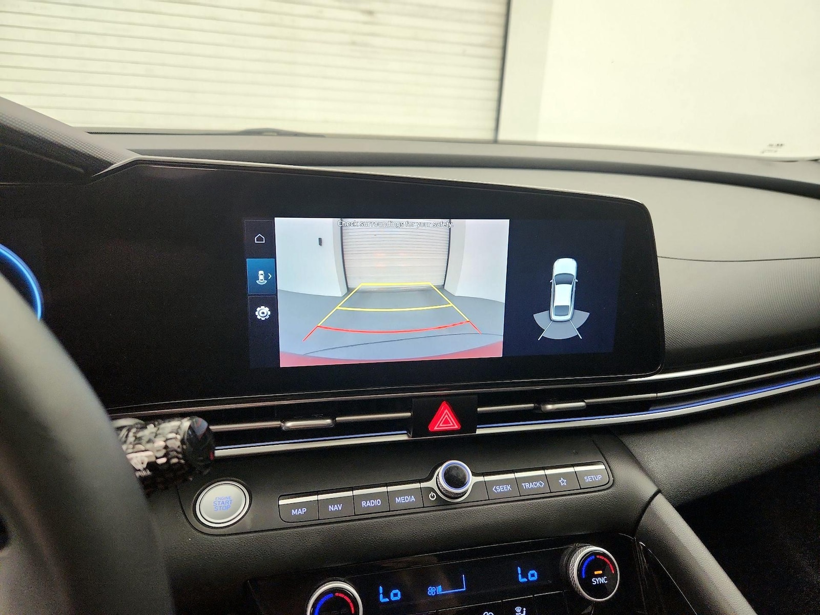 2022 Hyundai Elantra Limited - Photo 15