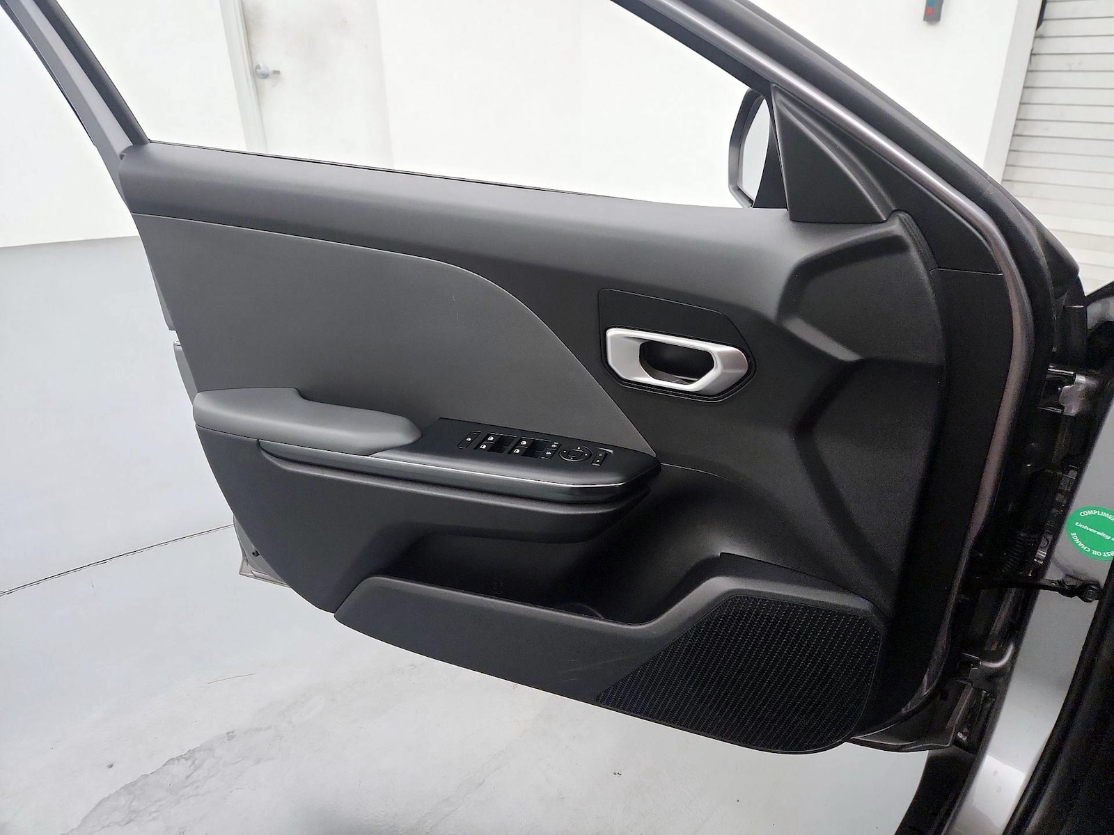 2025 Kia K4 LXS - Photo 13