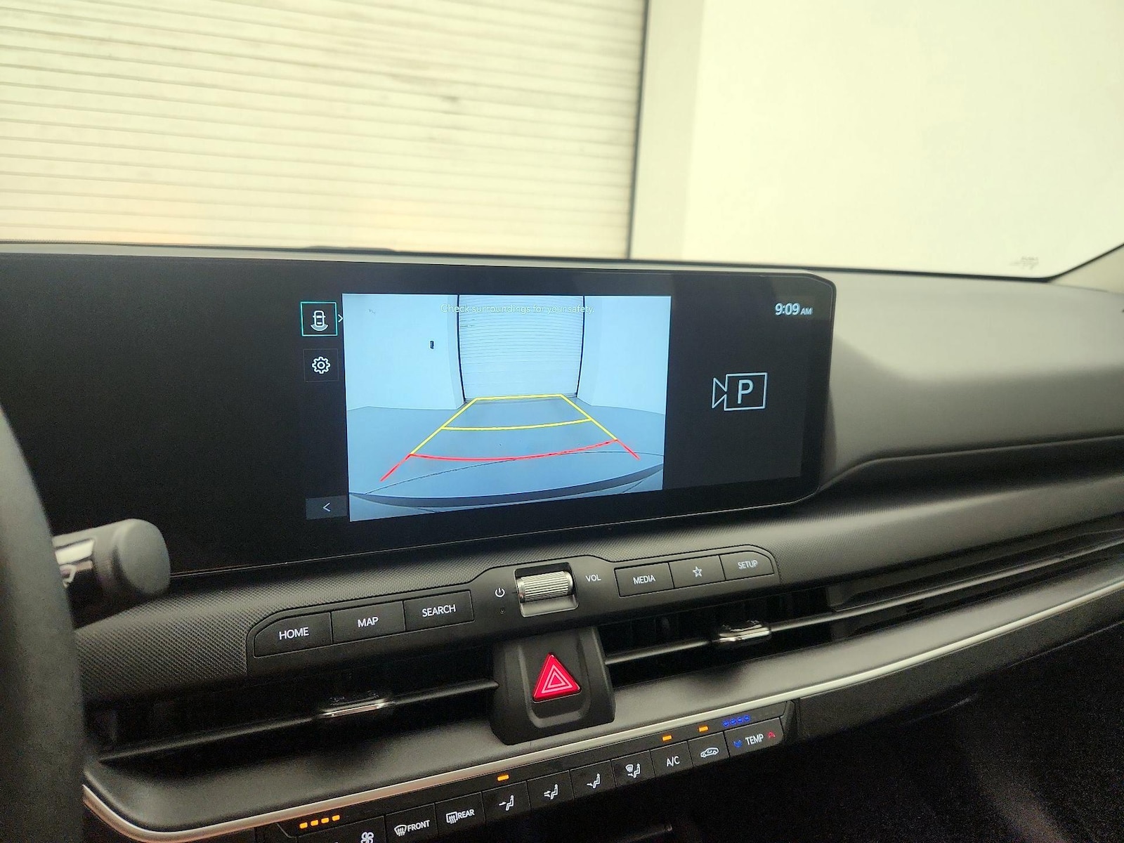 2025 Kia K4 LXS - Photo 15