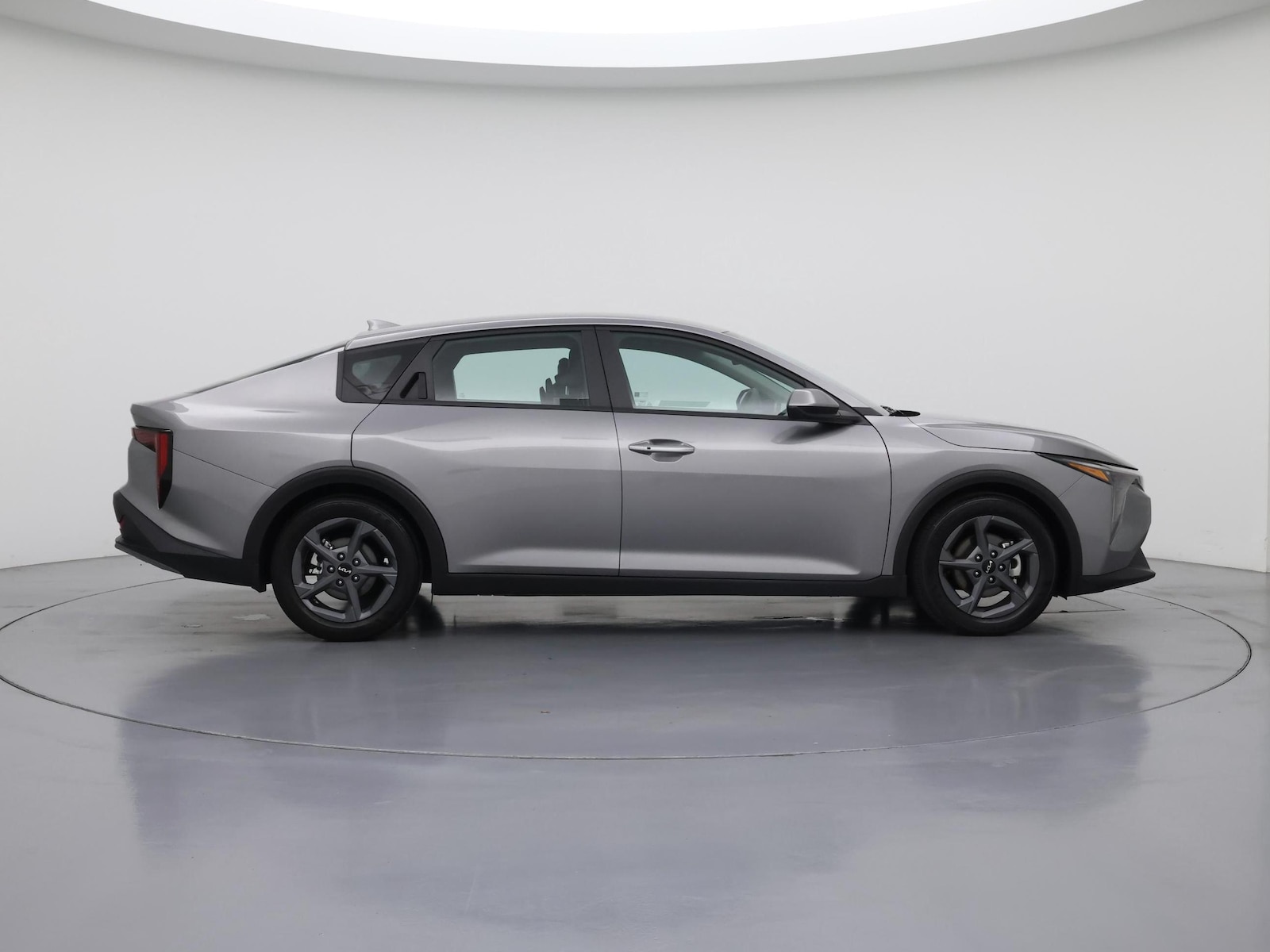 2025 Kia K4 LXS - Photo 8