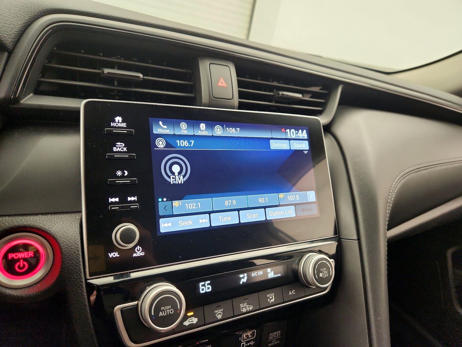 2022 Honda Insight EX - Photo 16