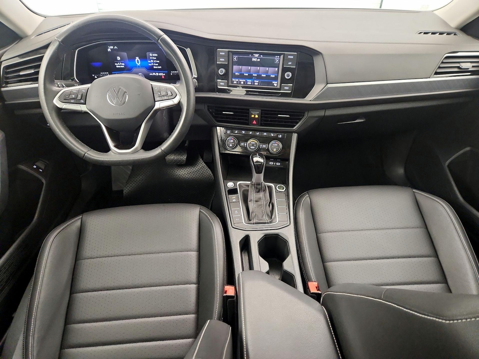 2024 Volkswagen Jetta SE - Photo 10