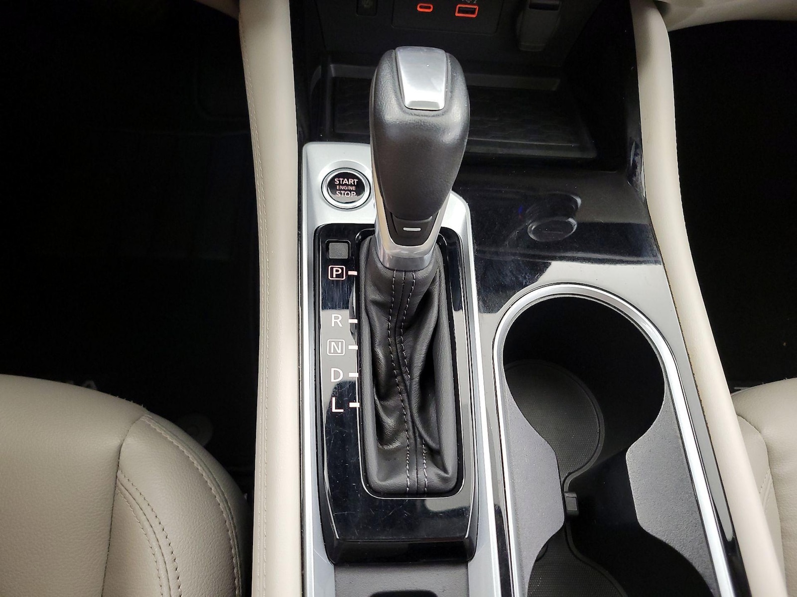 2025 Nissan Altima SL - Photo 19