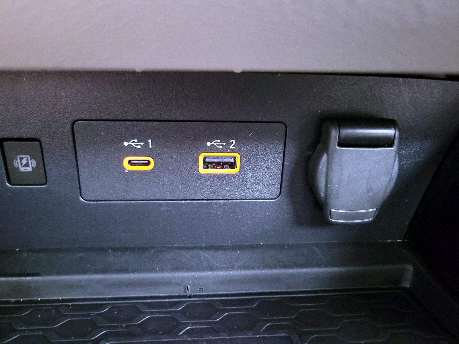2025 Nissan Altima SL - Photo 20