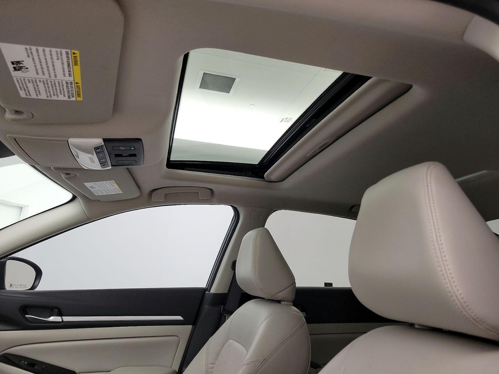 2025 Nissan Altima SL - Photo 21