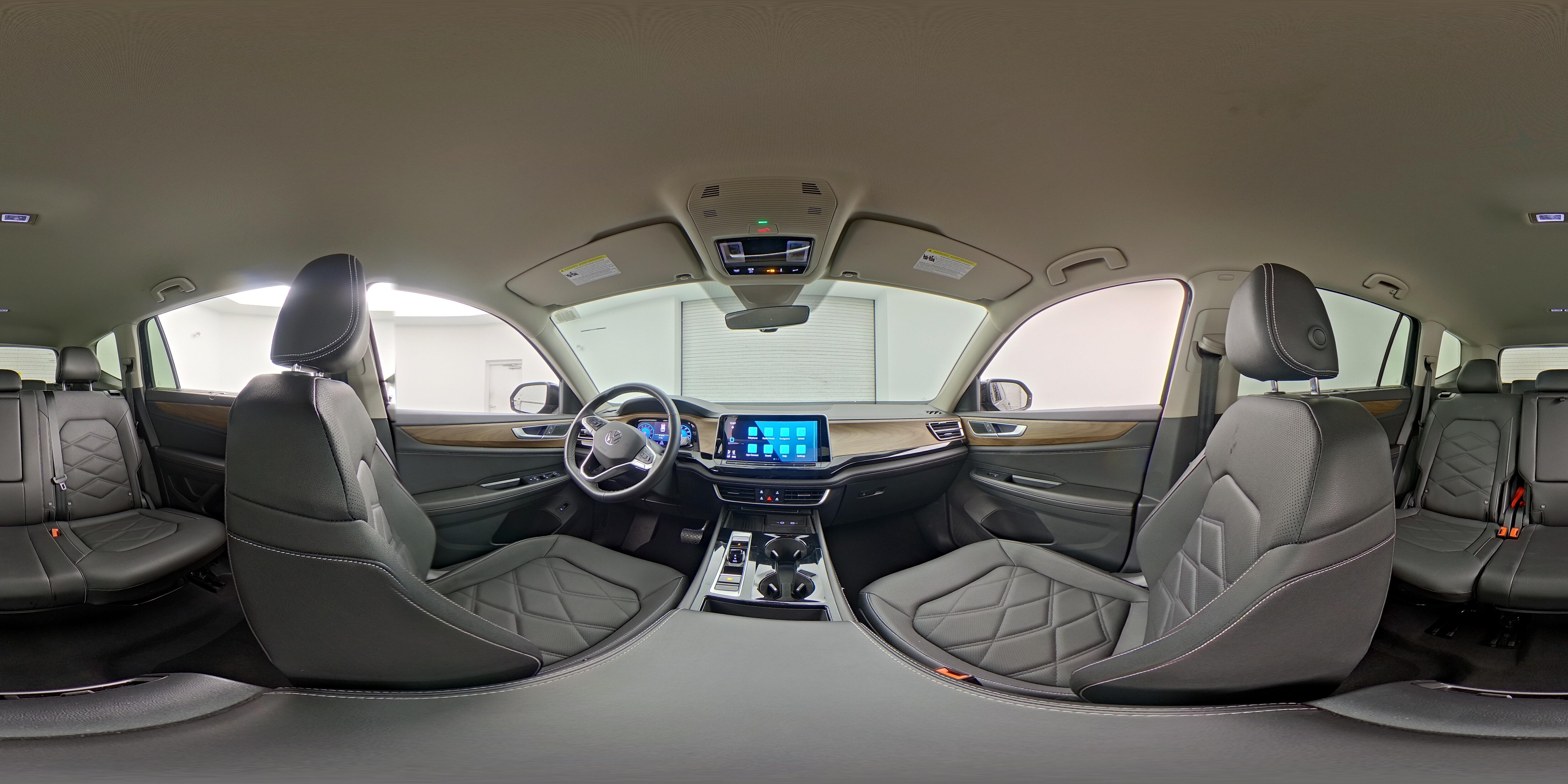 2025 Volkswagen Atlas SE w/Tech - Photo 26