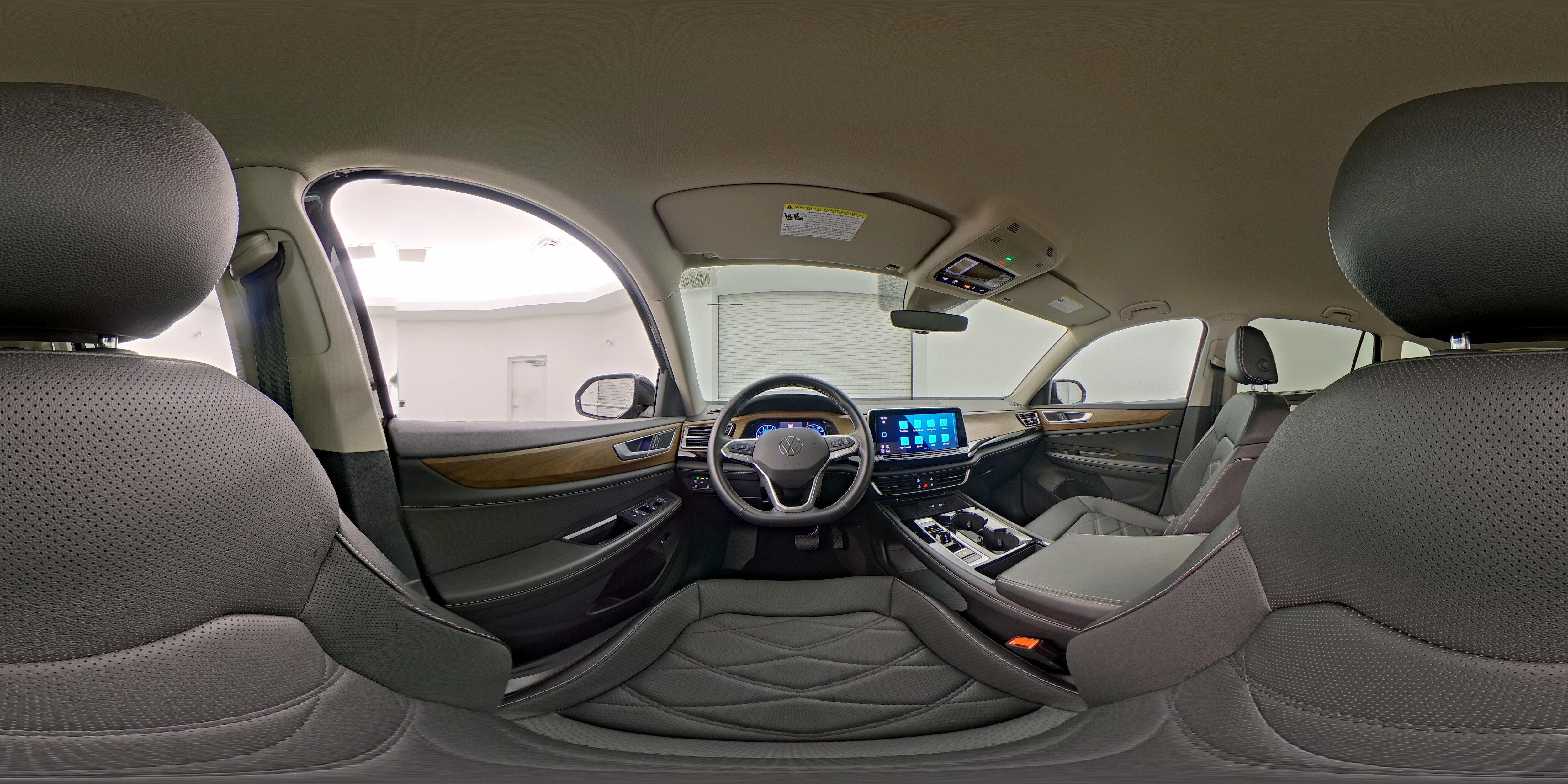 2025 Volkswagen Atlas SE w/Tech - Photo 28