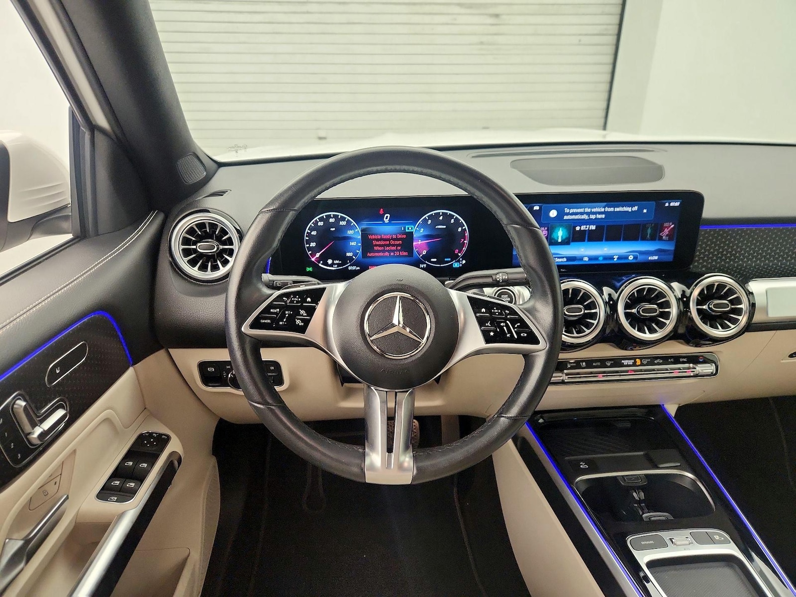2025 Mercedes-Benz GLB Base - Photo 11