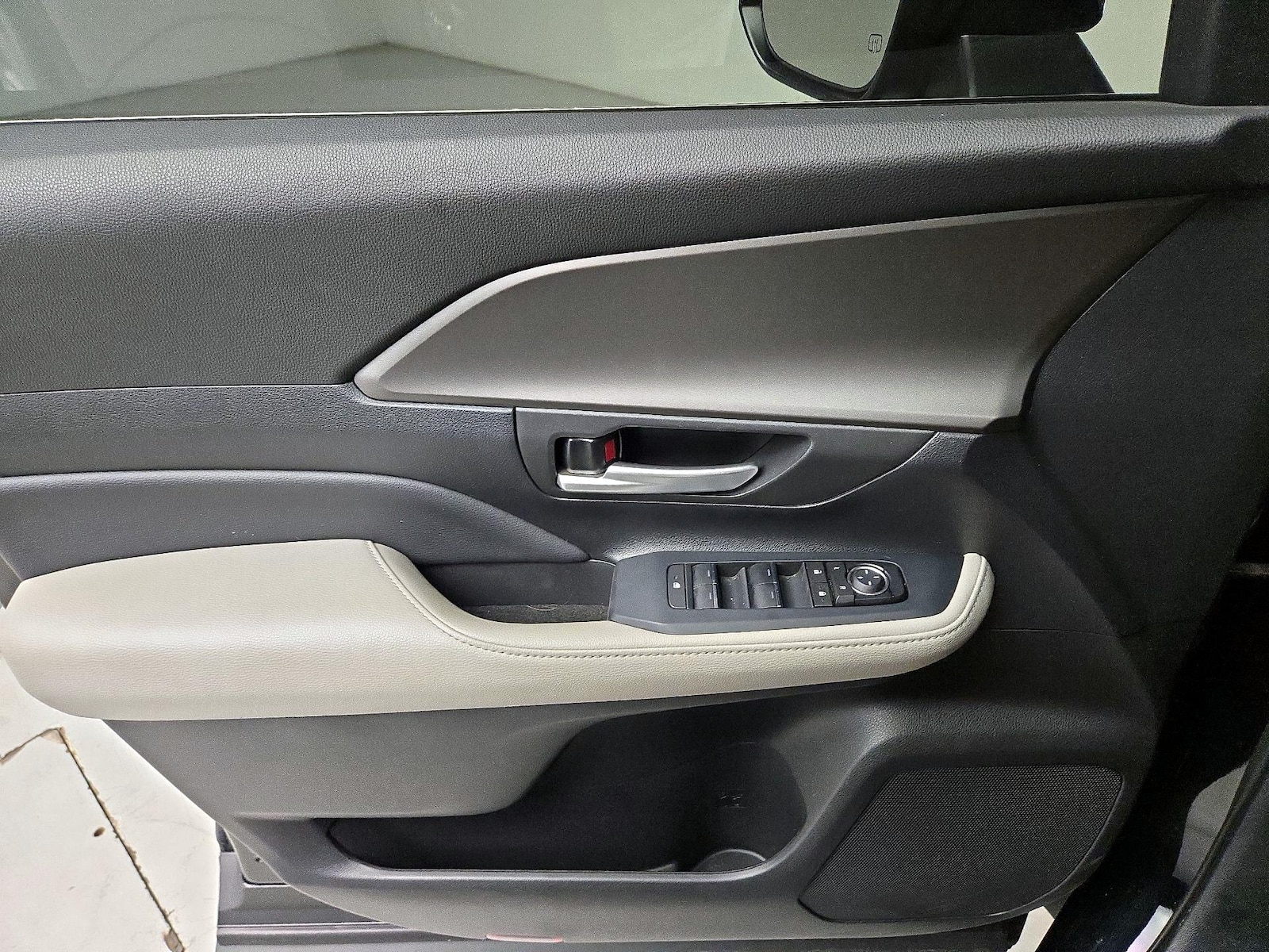 2024 Toyota Grand Highlander XLE - Photo 13