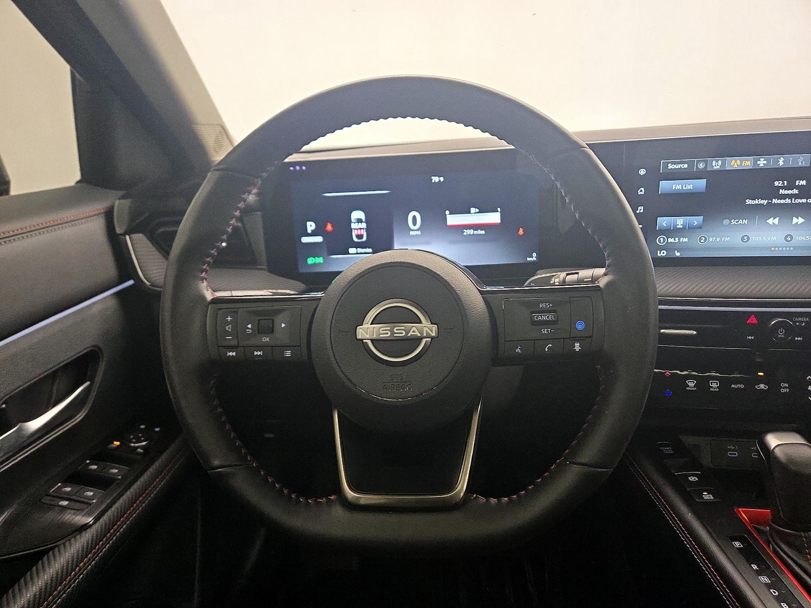 2025 Nissan Kicks SR AWD - Photo 9